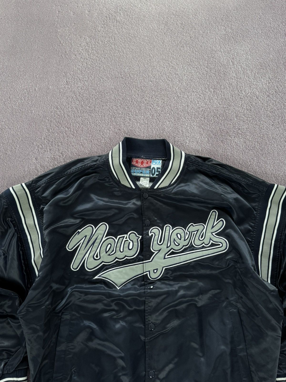 New York Yankees New York Bomber Jacket Big Logo Design Size US XXL / EU 58 / 5 - 2 Thumbnail