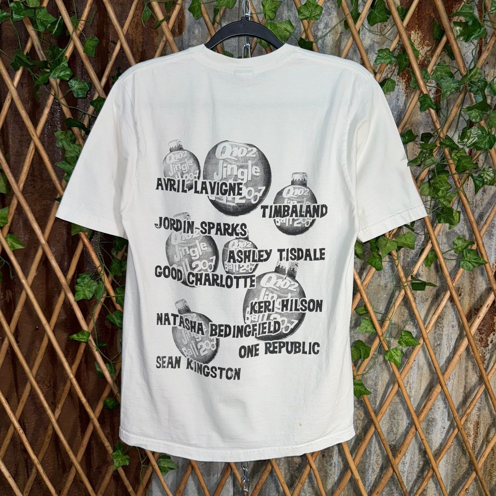 Vintage Vintage Y2K Q102 jingle ball 00s timbaland avril lavigne tee Size US M / EU 48-50 / 2 - 2 Thumbnail