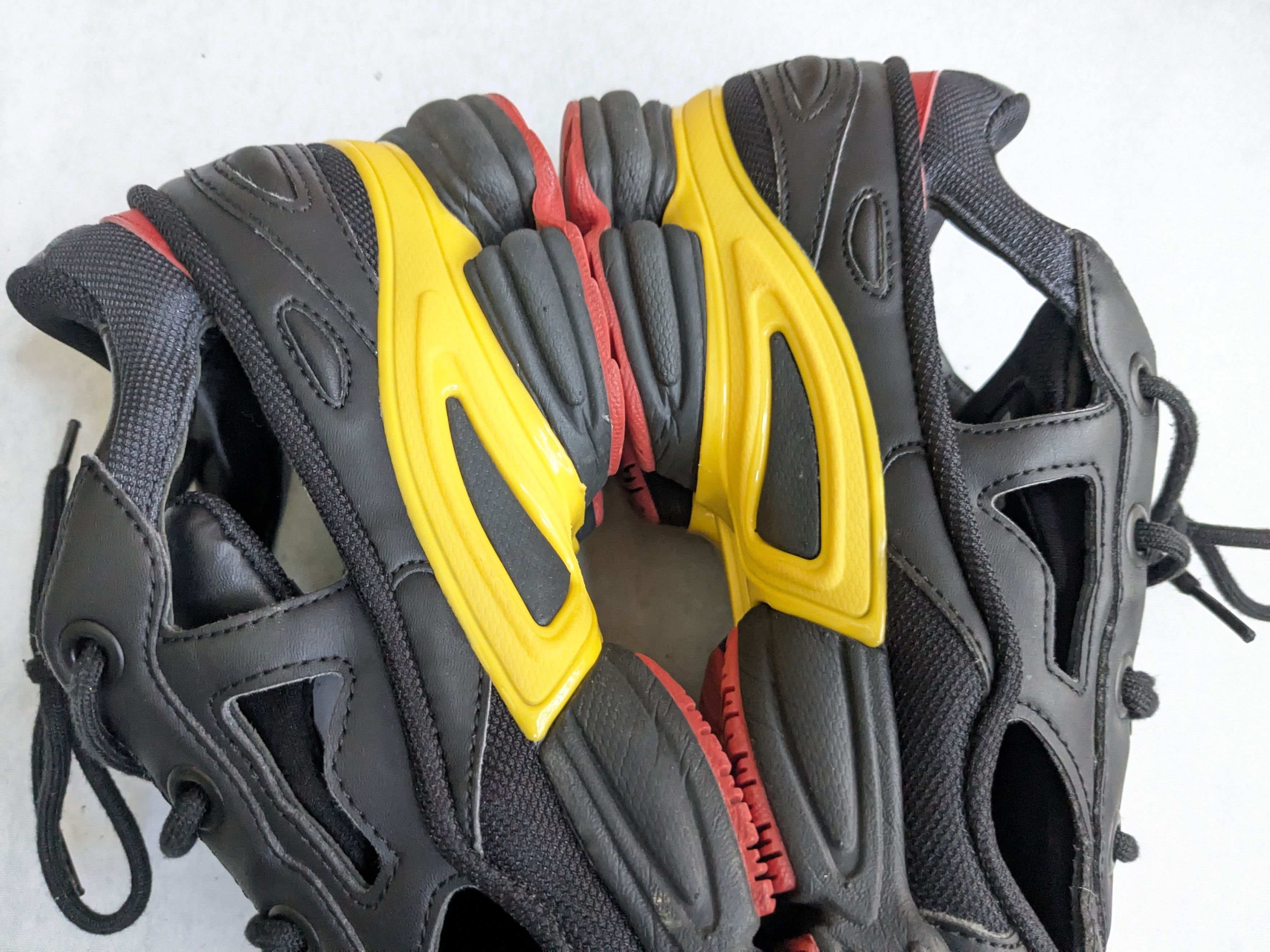 Raf Simons Adidas x Raf Simons OZWEEGO REPLICANT BELGIUM F34234 11 Size US 11 / EU 44 - 13 Thumbnail
