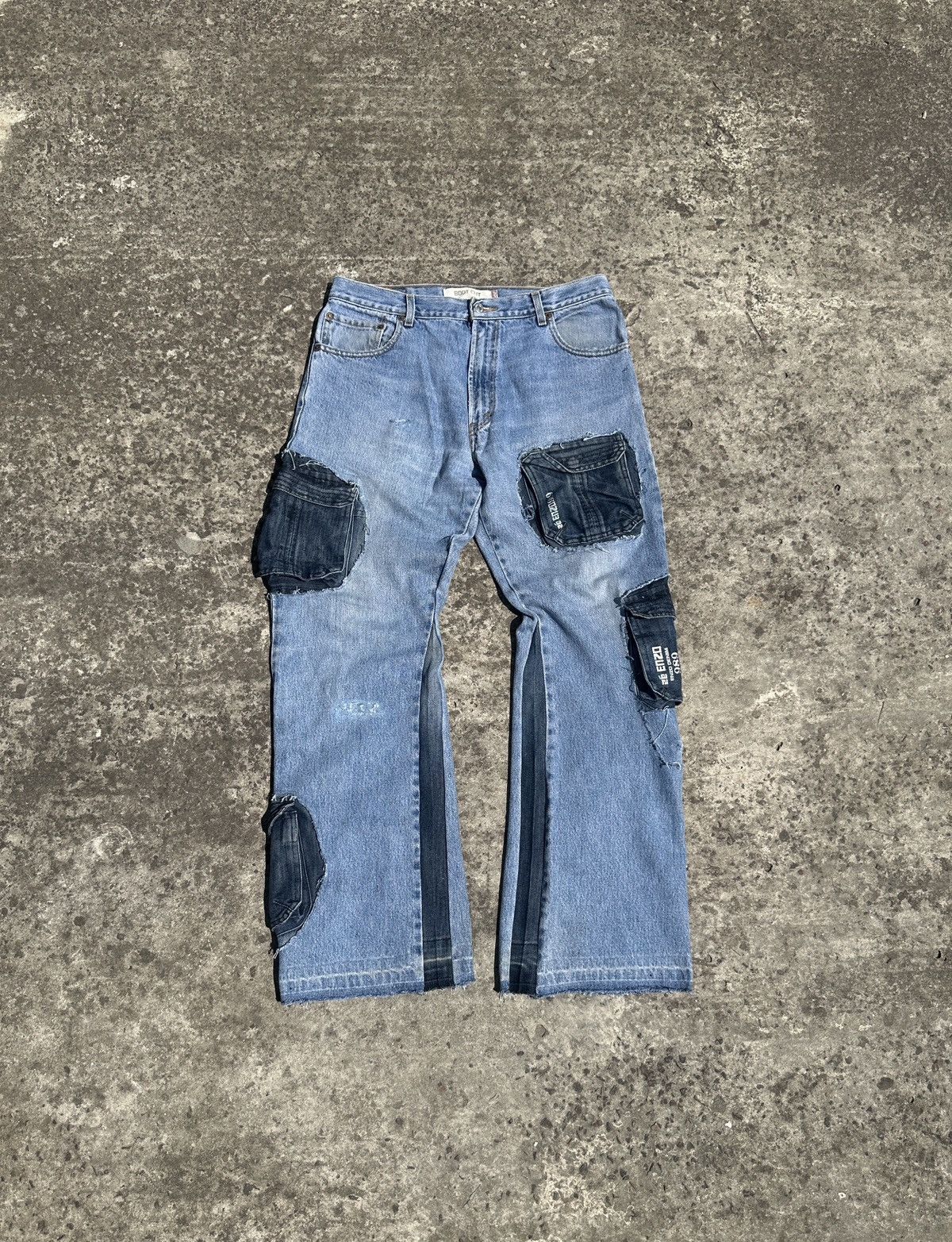 Levi's Y2K Vintage Levi’s Custom Cargo Jeans Streetwear Style USA Size US 36 / EU 52 - 2 Thumbnail