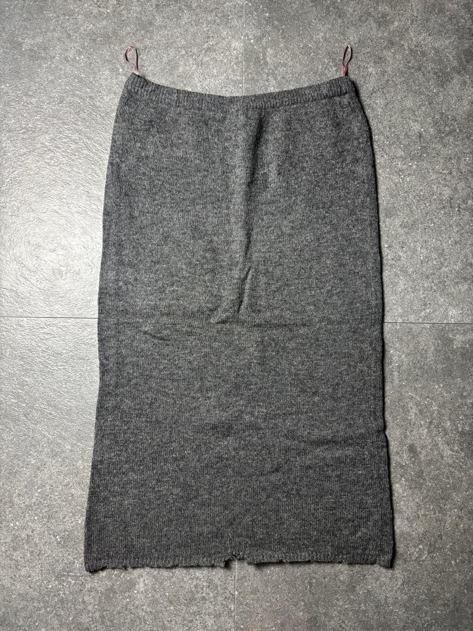 Tricot Comme des Garcons 1990s Tricot Comme Des Garcons Distressed Midi Skirt Size 30" / US 8 / IT 44 - 7 Thumbnail