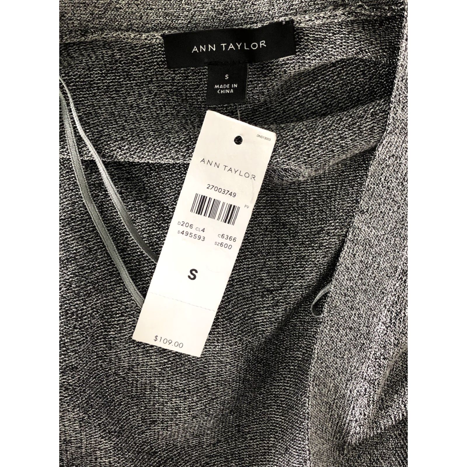 Ann Taylor NWT Ann Taylor Cardigan Duster Sweater Gray Open Front Long Sleeve S Womens Modern Workwear Casual Knit Open Slits 67% Viscose 32% Nylon 1% Spandex Size S / US 4 / IT 40 - 4 Thumbnail