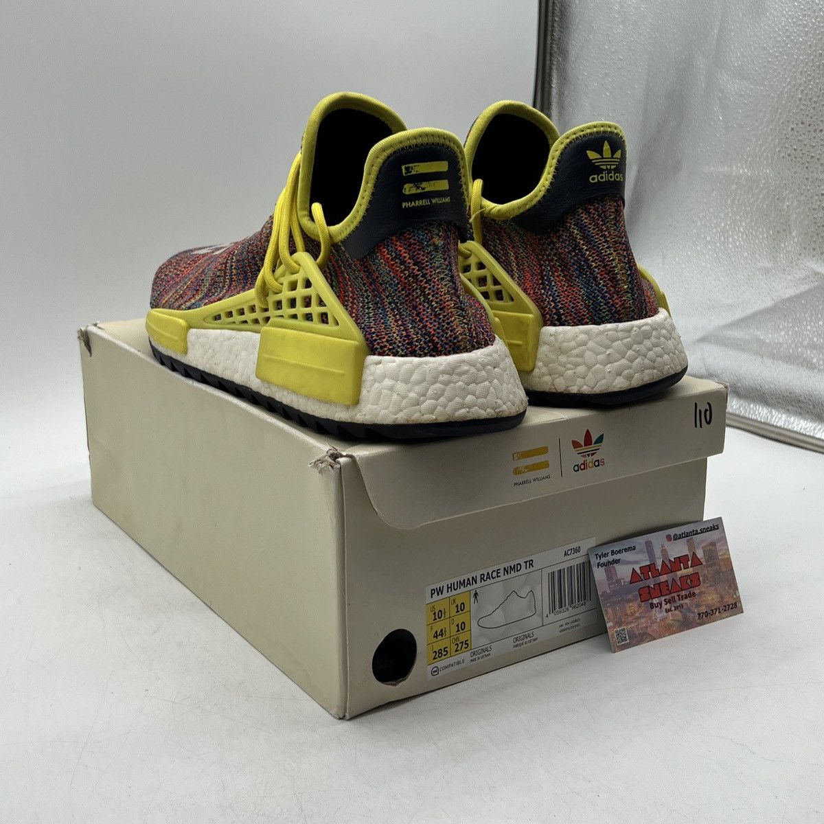 Adidas Pharrell x NMD trail human race Size US 10.5 / EU 43-44 - 4 Thumbnail