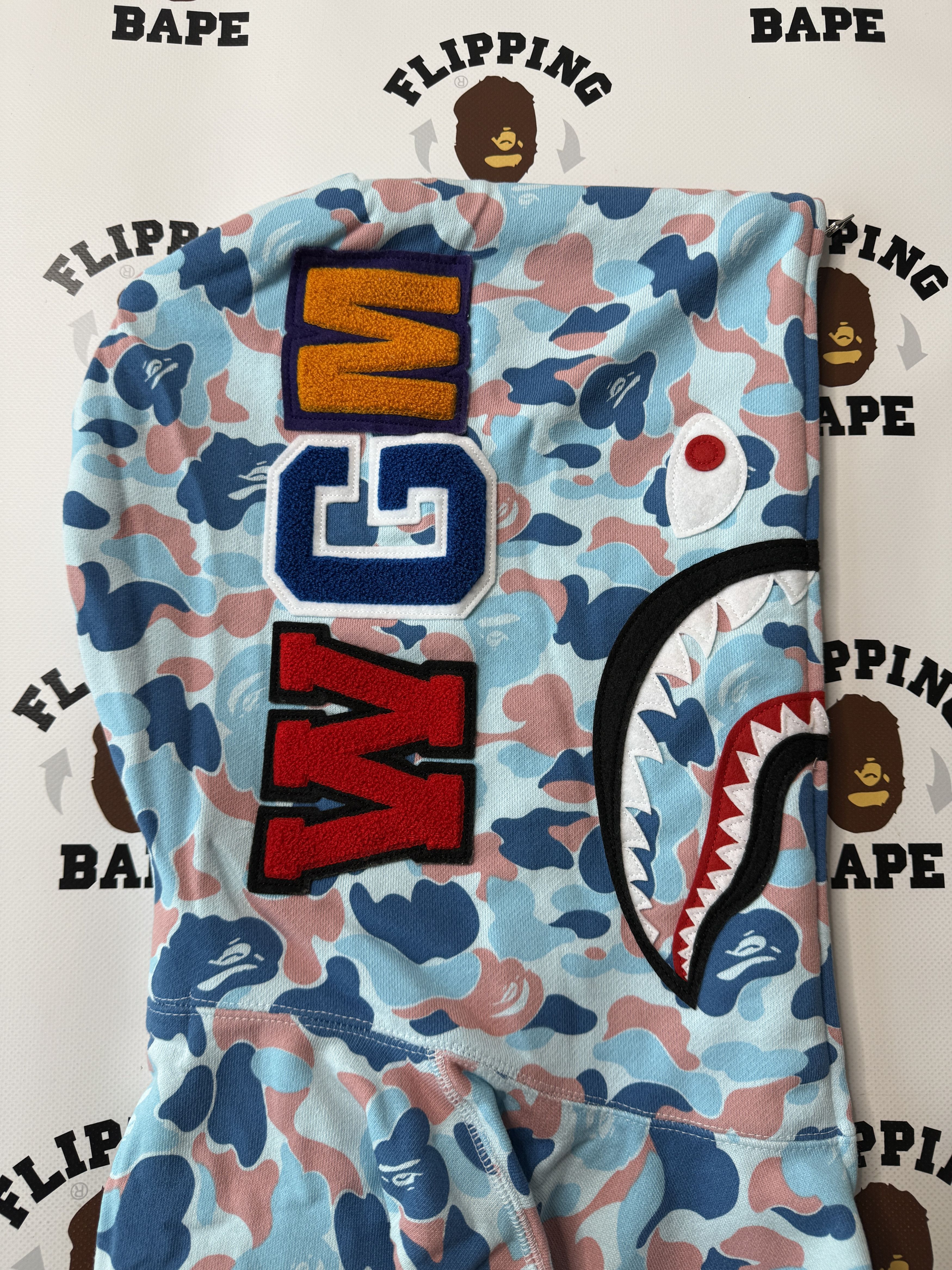 Bape BAPE STORE HANGZHOU SHARK FULL ZIP HOODIE (2025) Size US XL / EU 56 / 4 - 4 Thumbnail