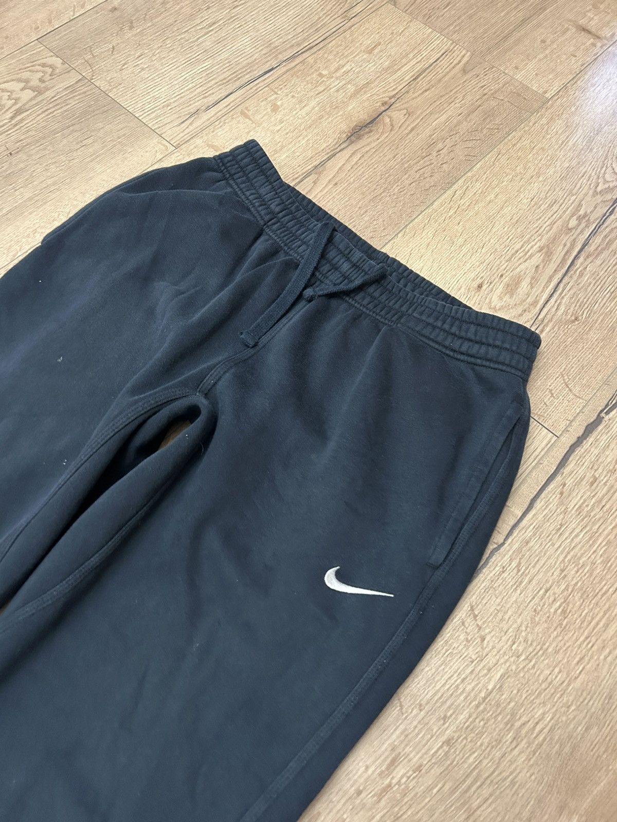 Nike Nike baggy sweatpants joggers 90s y2k drill uk swag skate Size US 34 / EU 50 - 12 Thumbnail