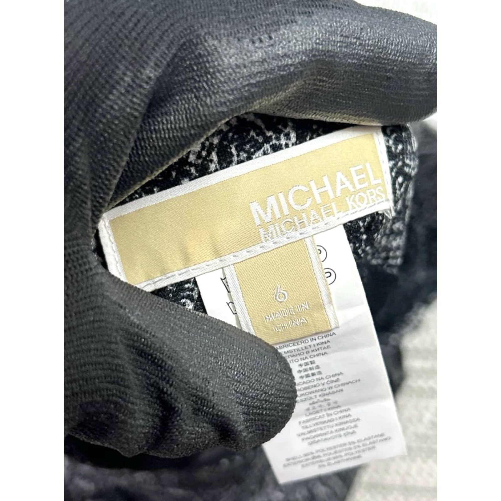 Michael Kors Michael Kors Pencil and Straight Skirt Womens 6 Black Paisley Back Zip Size 28" / US 6 / IT 42 - 3 Thumbnail