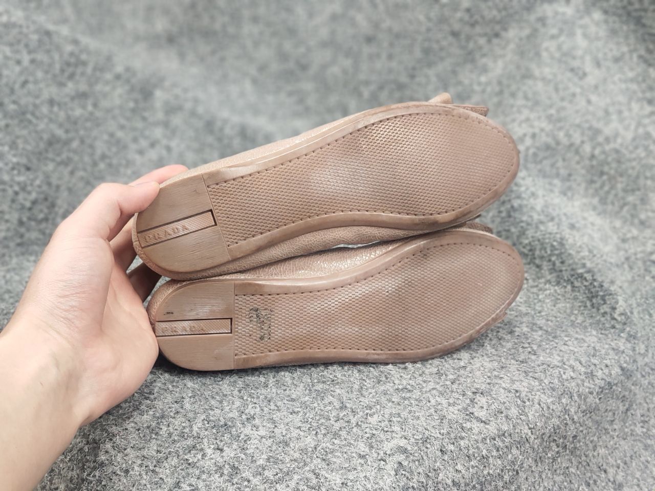 Prada Prada Vintage Logo Slip On bow Ballerina Ballet Flats Shoes Size US 9 / IT 39 - 12 Thumbnail