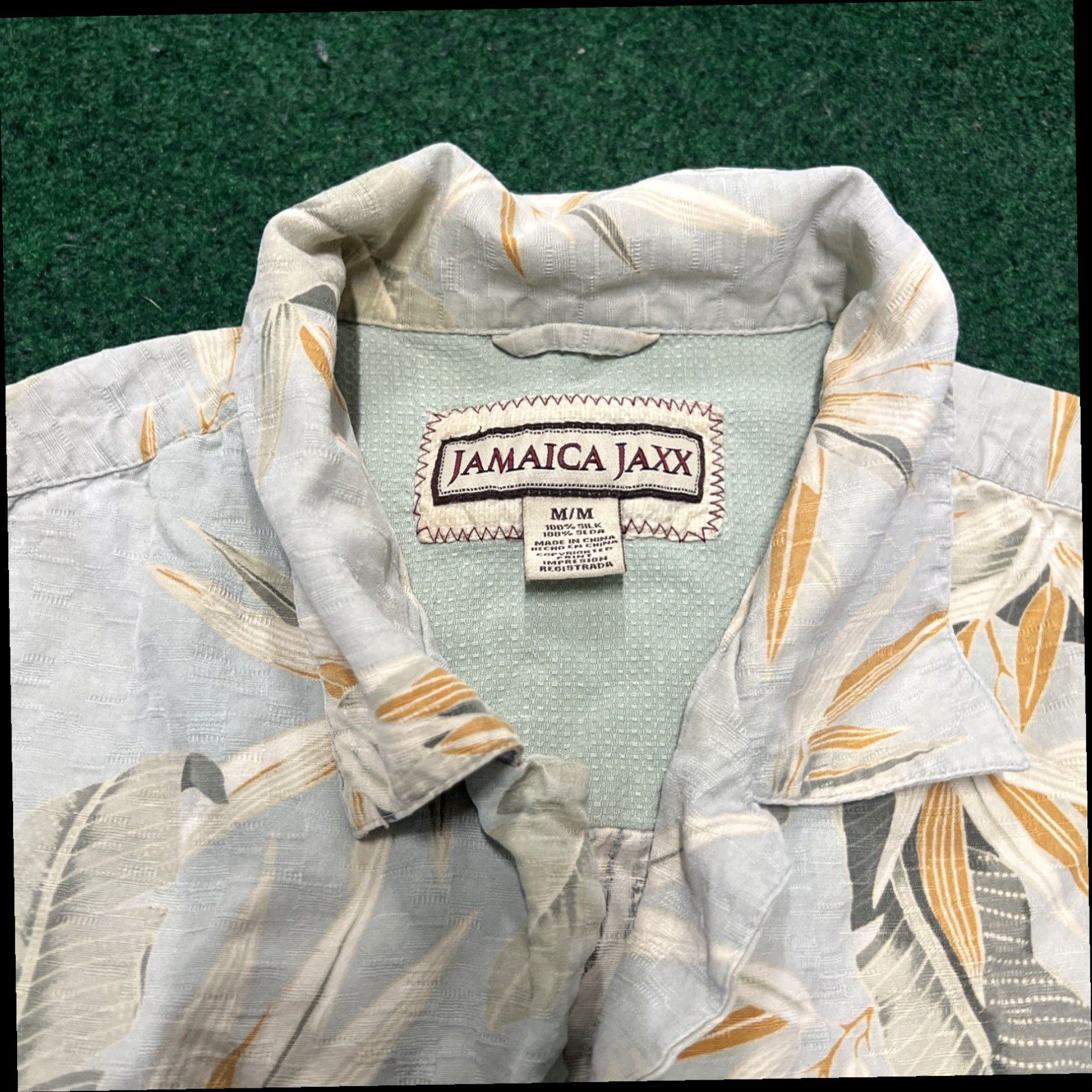 Vintage Jamaica JAXX 100% Silk Green Floral Hawaiian Button Down Shirt Size Medium Size US M / EU 48-50 / 2 - 4 Thumbnail