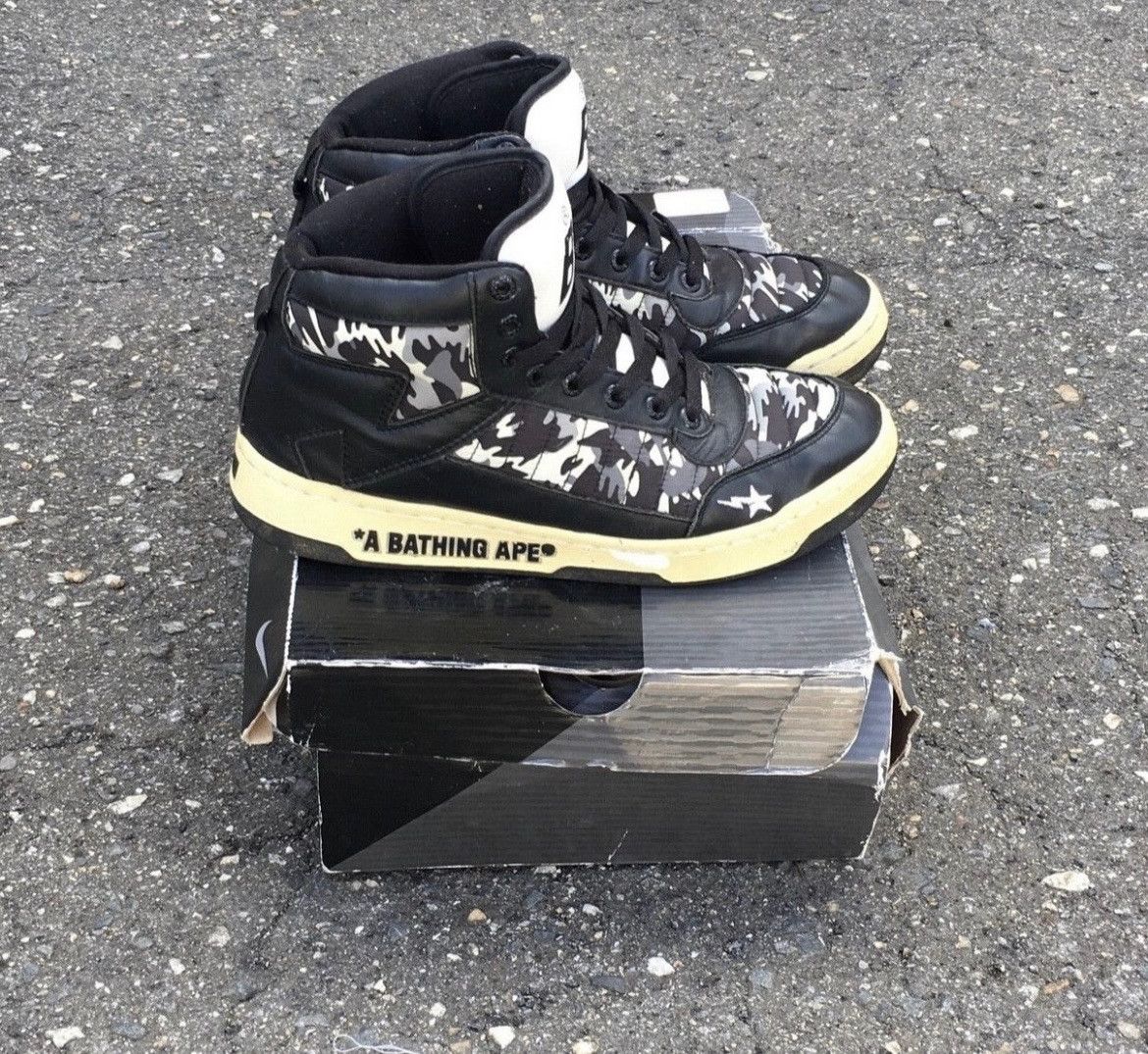 Bape Bape high top Bapestas Size US 8.5 / EU 41-42 - 2 Thumbnail