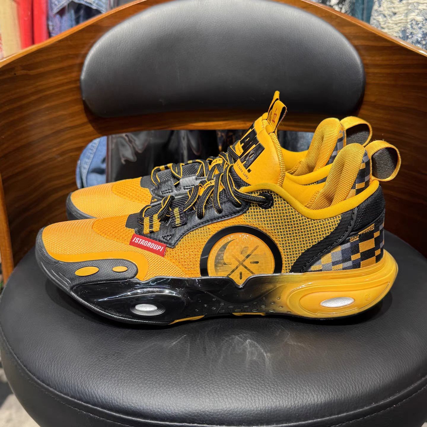 Li-Ning Li-Ning Yellow Blood Special Edition Basketball Shoes K15 Size US 8 / EU 41 - 6 Thumbnail