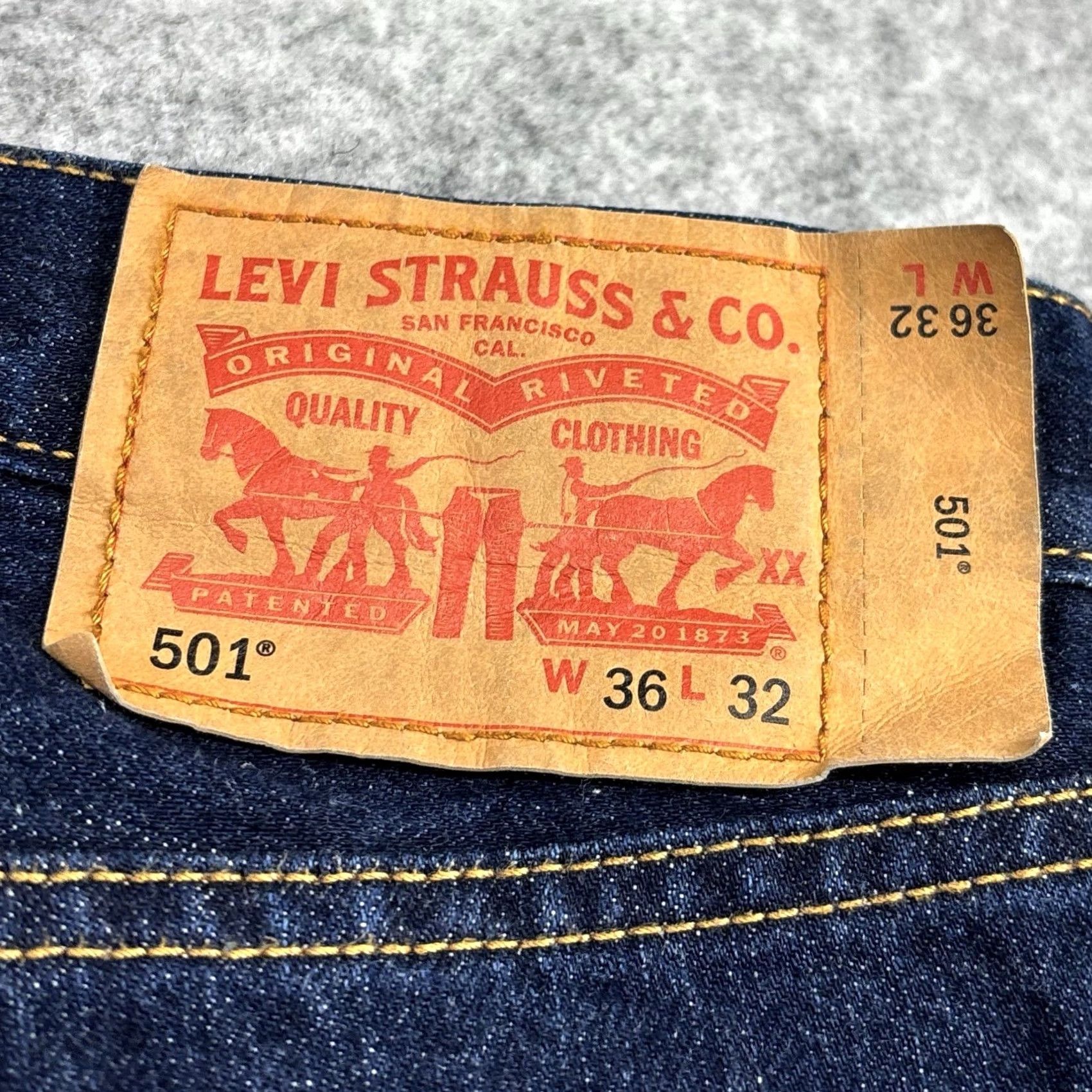 Levi's Levi’s 501 Jeans W36” L30” Darkwash Blue Men’s Button Fly Pant Straight Leg Jeans Regular Fit Mens Right Now Wearing 501 Series Vintage No Size US 36 / EU 52 - 7 Thumbnail