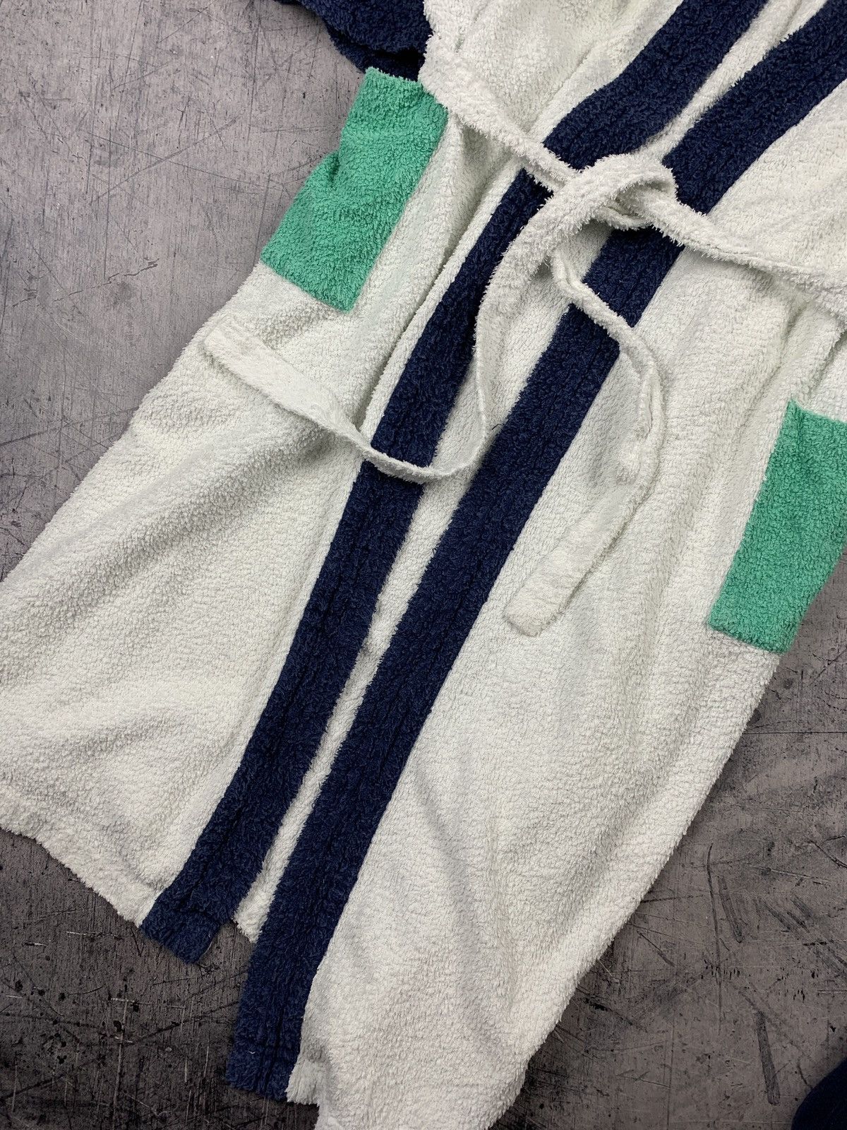Other Vintage 90s Adidas Bathrobe Jacket Embroidered Logo Old Size US L / EU 52-54 / 3 - 3 Thumbnail