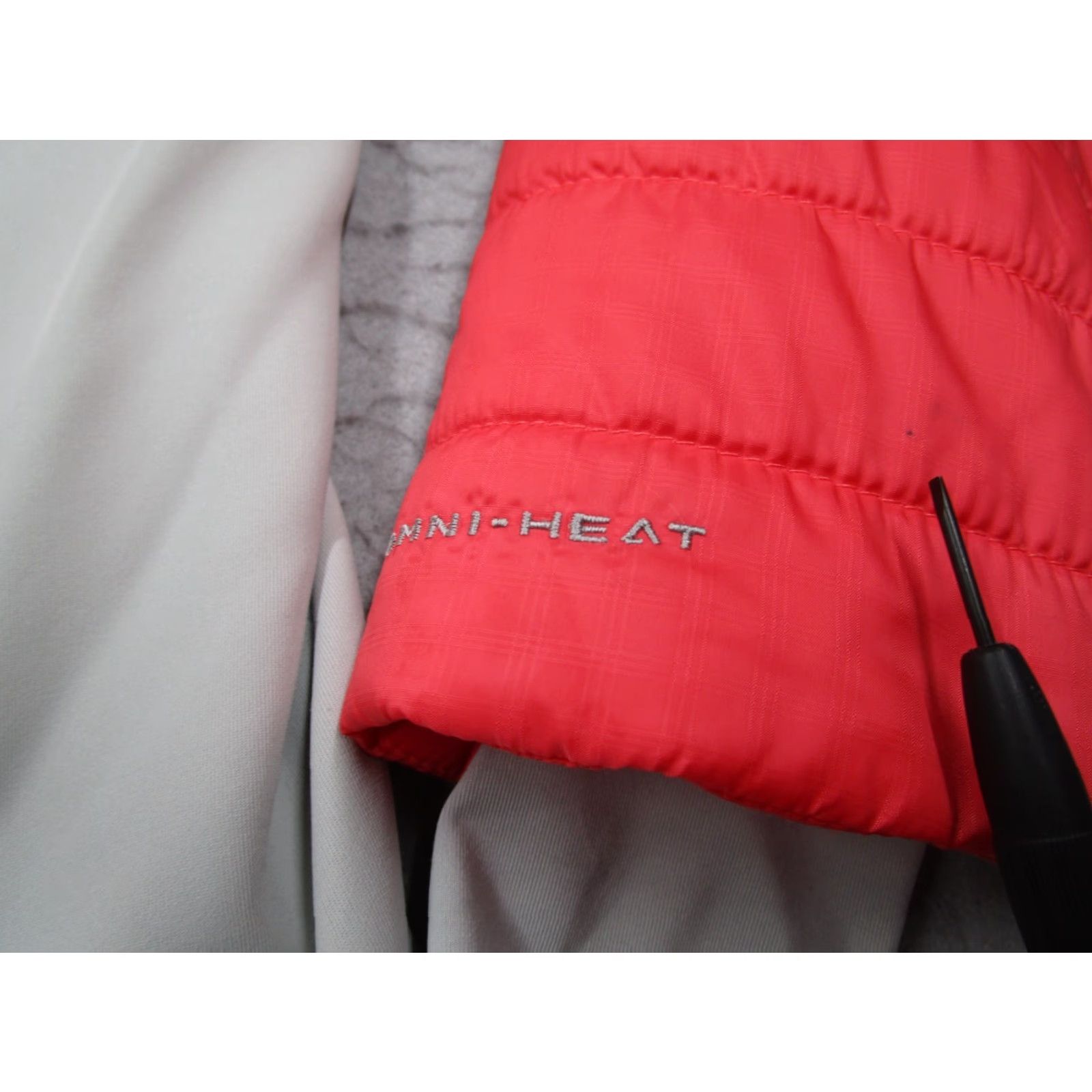 Vintage Columbia Jacket Women XL Pink Omni Heat Insulated Full Zip Puffer Travel Size XL / US 12-14 / IT 48-50 - 5 Thumbnail