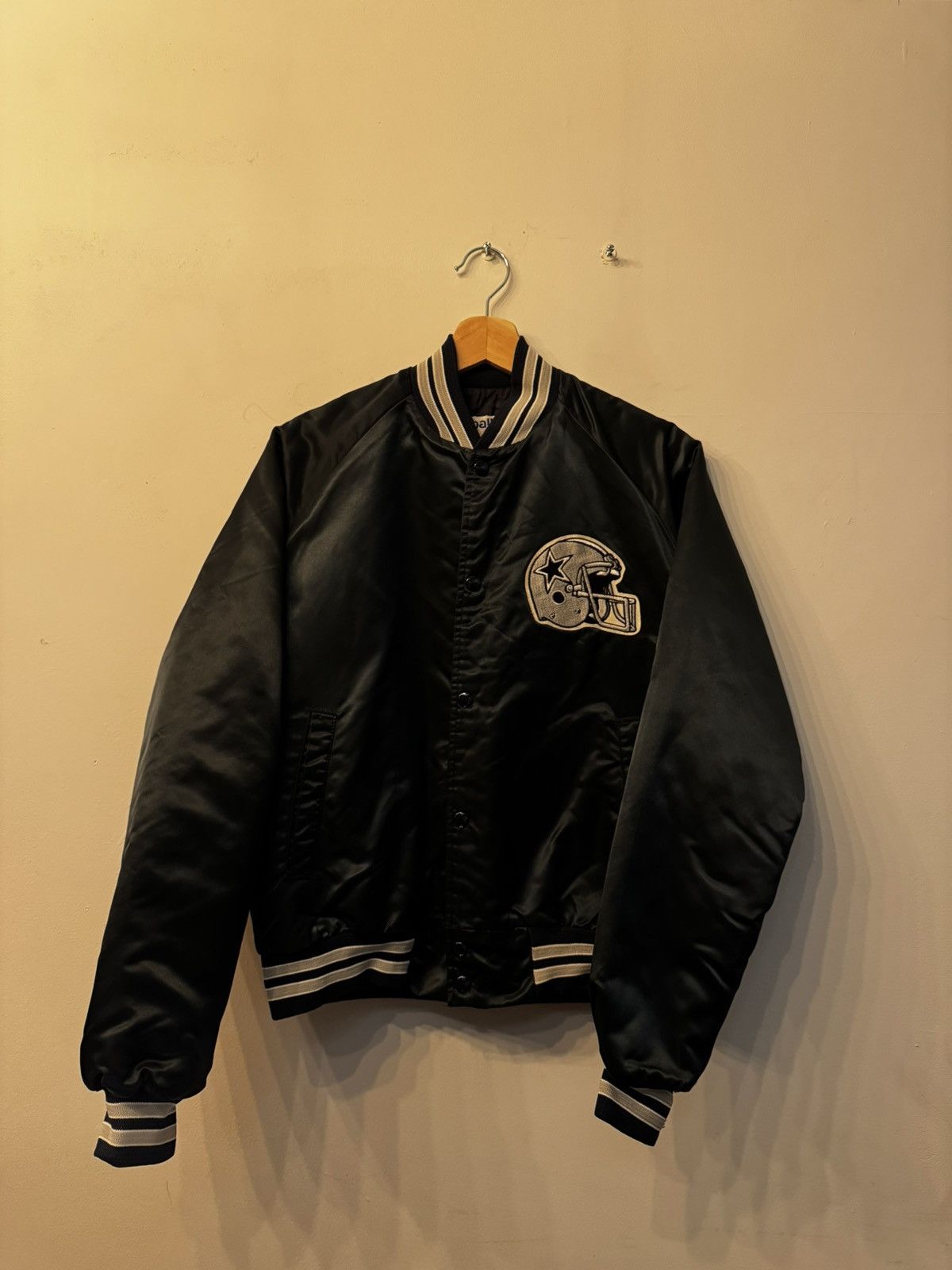 Chalk Line × Cowboy Equipment × Vintage Dallas Cowboys Vintage 80s Chalk Line Satin Bomber Jacket Size US M / EU 48-50 / 2 - 2 Thumbnail
