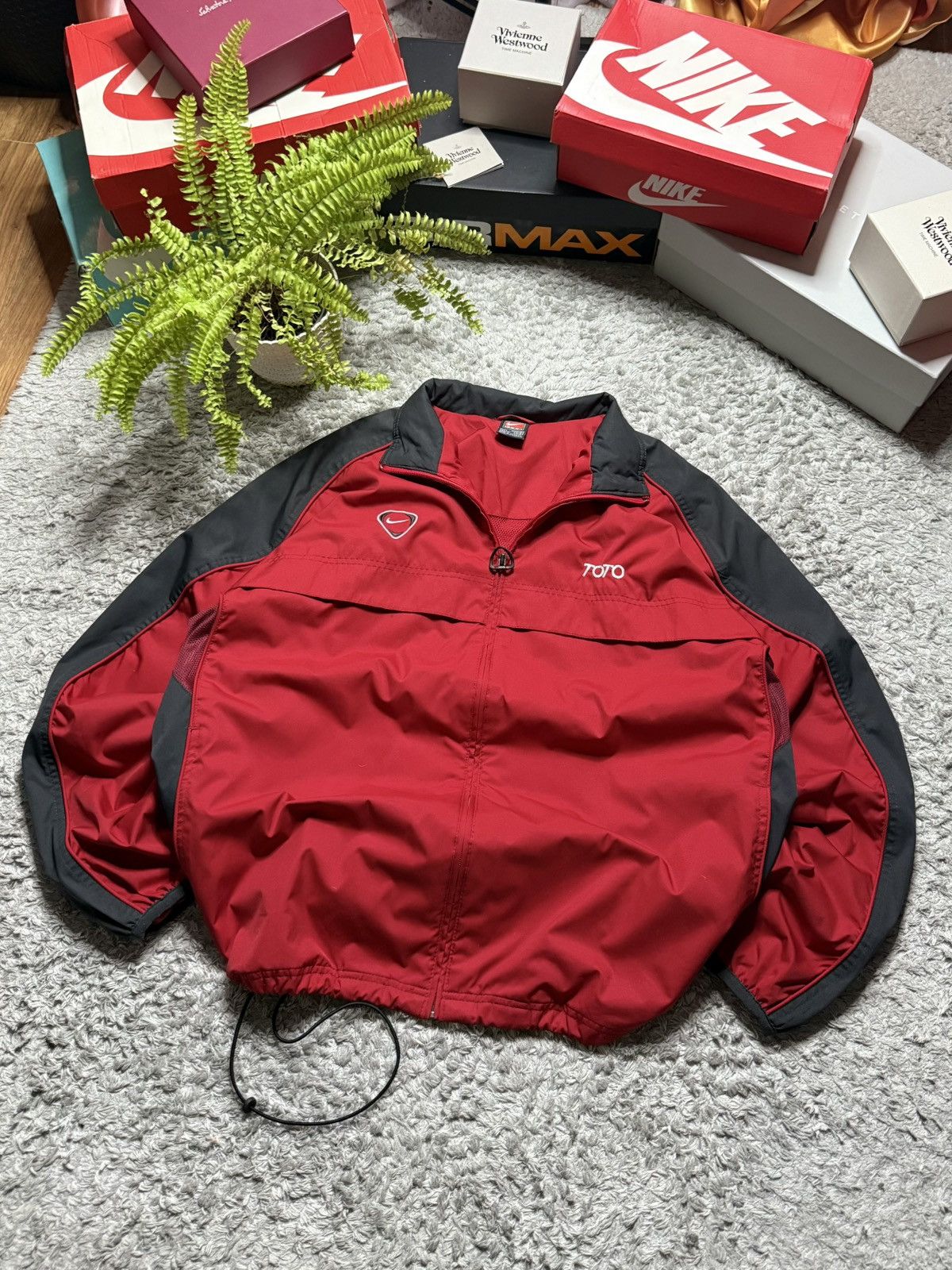 Nike 00s Nike Jacket Rare Nylon Retro Swoosh Vintage Streetwear Size US L / EU 52-54 / 3 - 1 Thumbnail