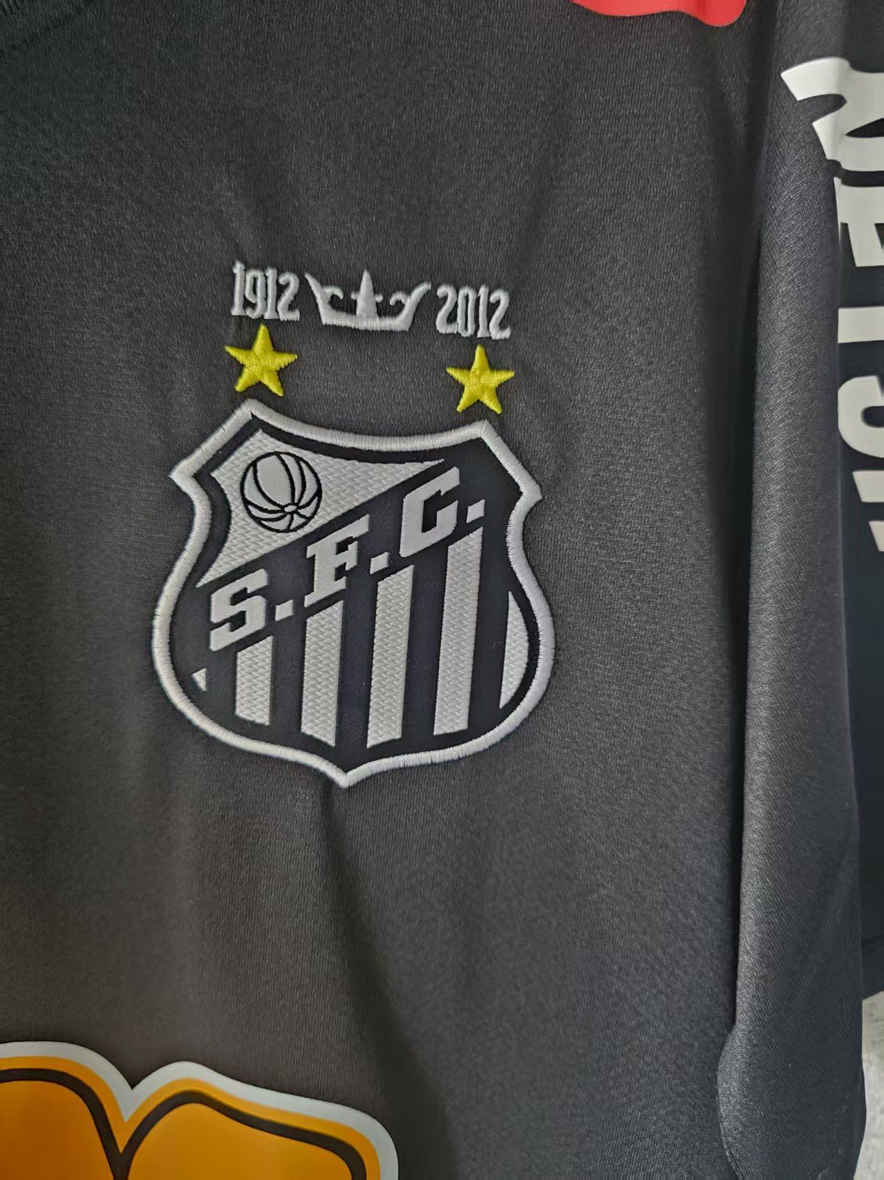 Other Santos FC 11 Neymar Jersey Black Size US XL / EU 56 / 4 - 3 Thumbnail