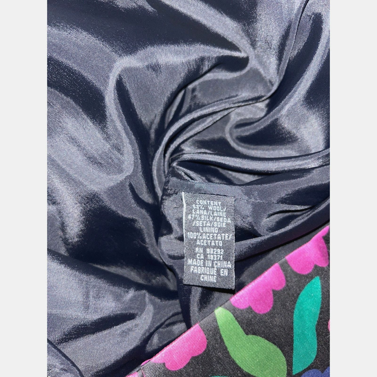 Tibi NWOT Tibi Black Floral Coral Print Silk & Wool Skirt Pleated Size 28" / US 6 / IT 42 - 5 Thumbnail