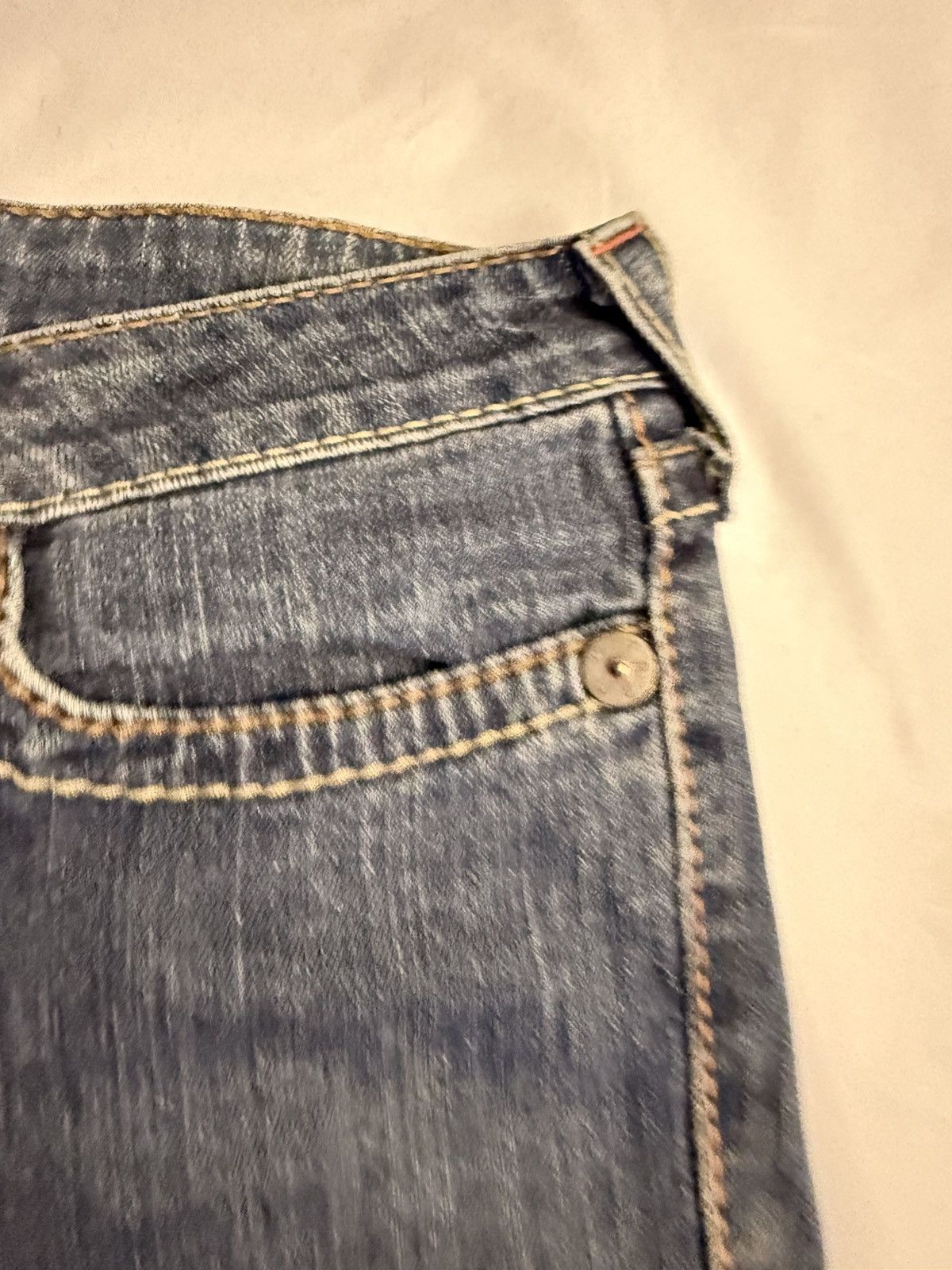 True Religion Vintage Y2K Stella Big T True Religion Aged Denim Jeans Size 30" / US 8 / IT 44 - 14 Thumbnail