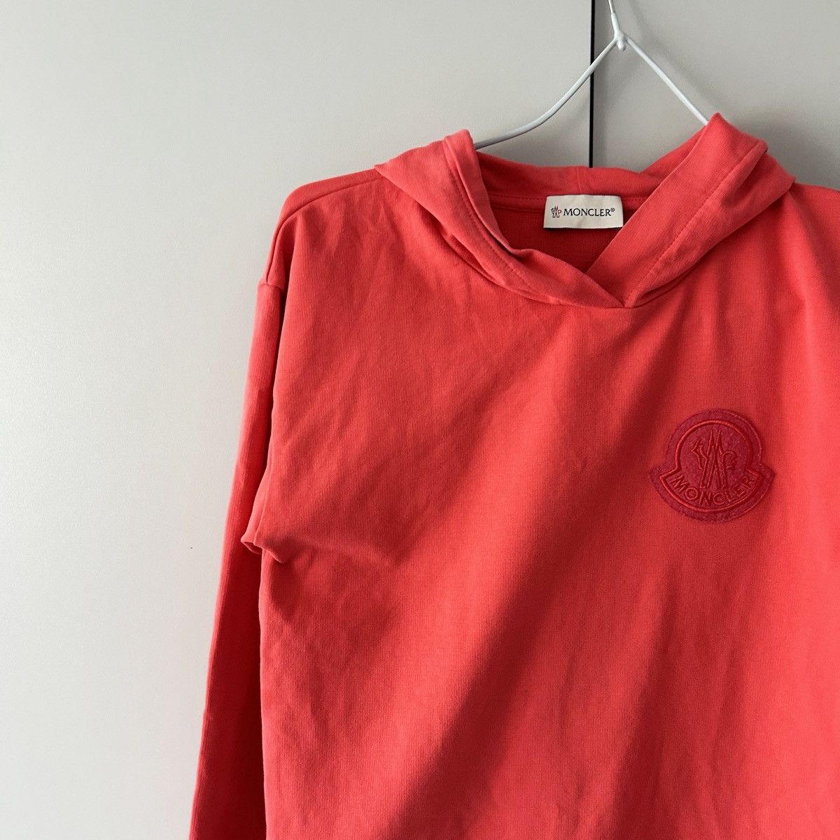 Moncler Moncler red coral girl hoodie size 10 anna 140cm Size XXS / US 00 / IT 34 - 3 Thumbnail