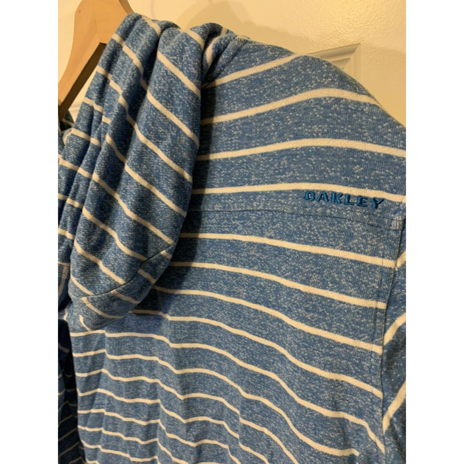 Oakley Oakley Women’s Sz M Hoodie Sweatshirt Jacket Blue Stripe Dra Size M / US 6-8 / IT 42-44 - 6 Thumbnail