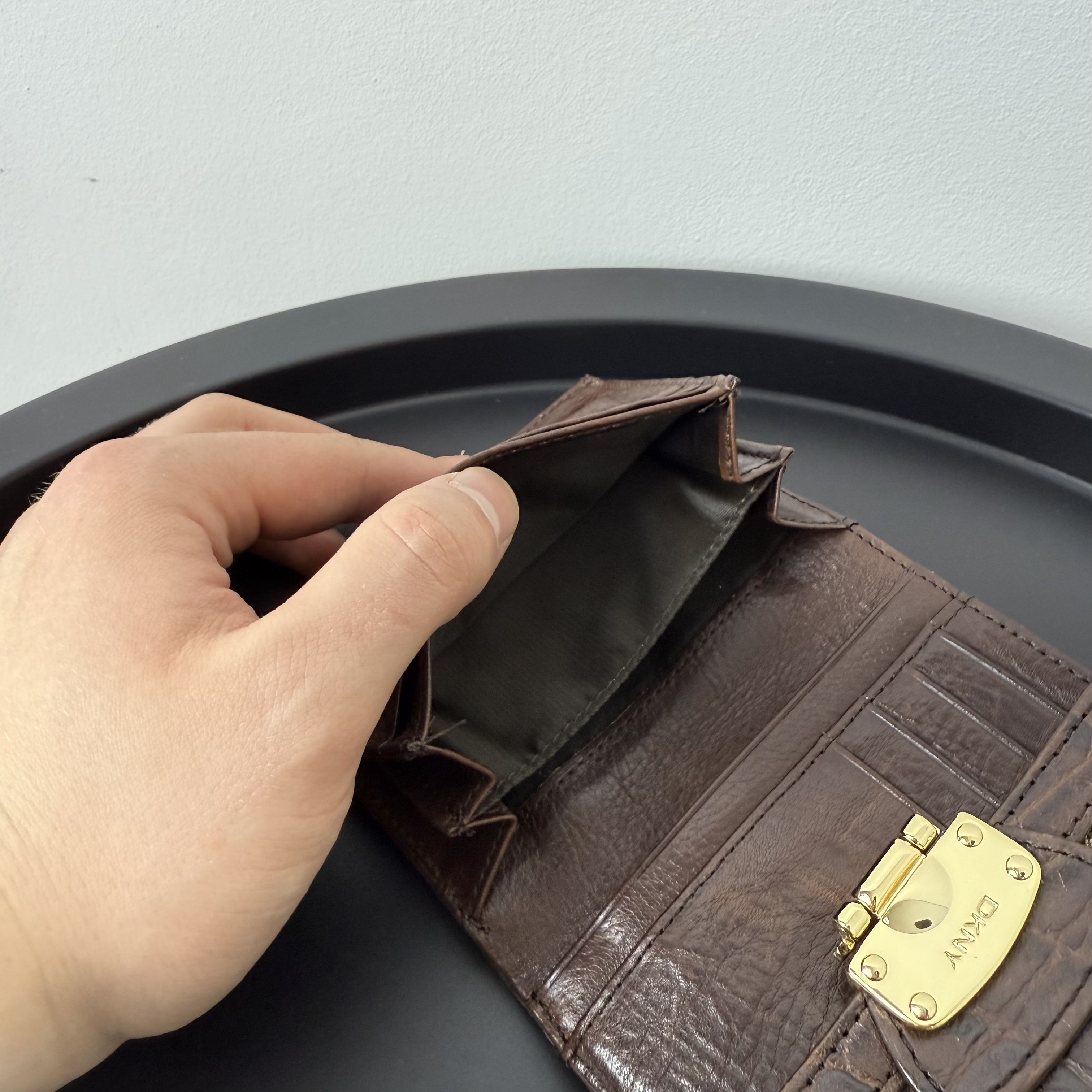 DKNY Vintage DKNY Donna Karan 00s Brown Leather Wallet Size ONE SIZE - 10 Thumbnail