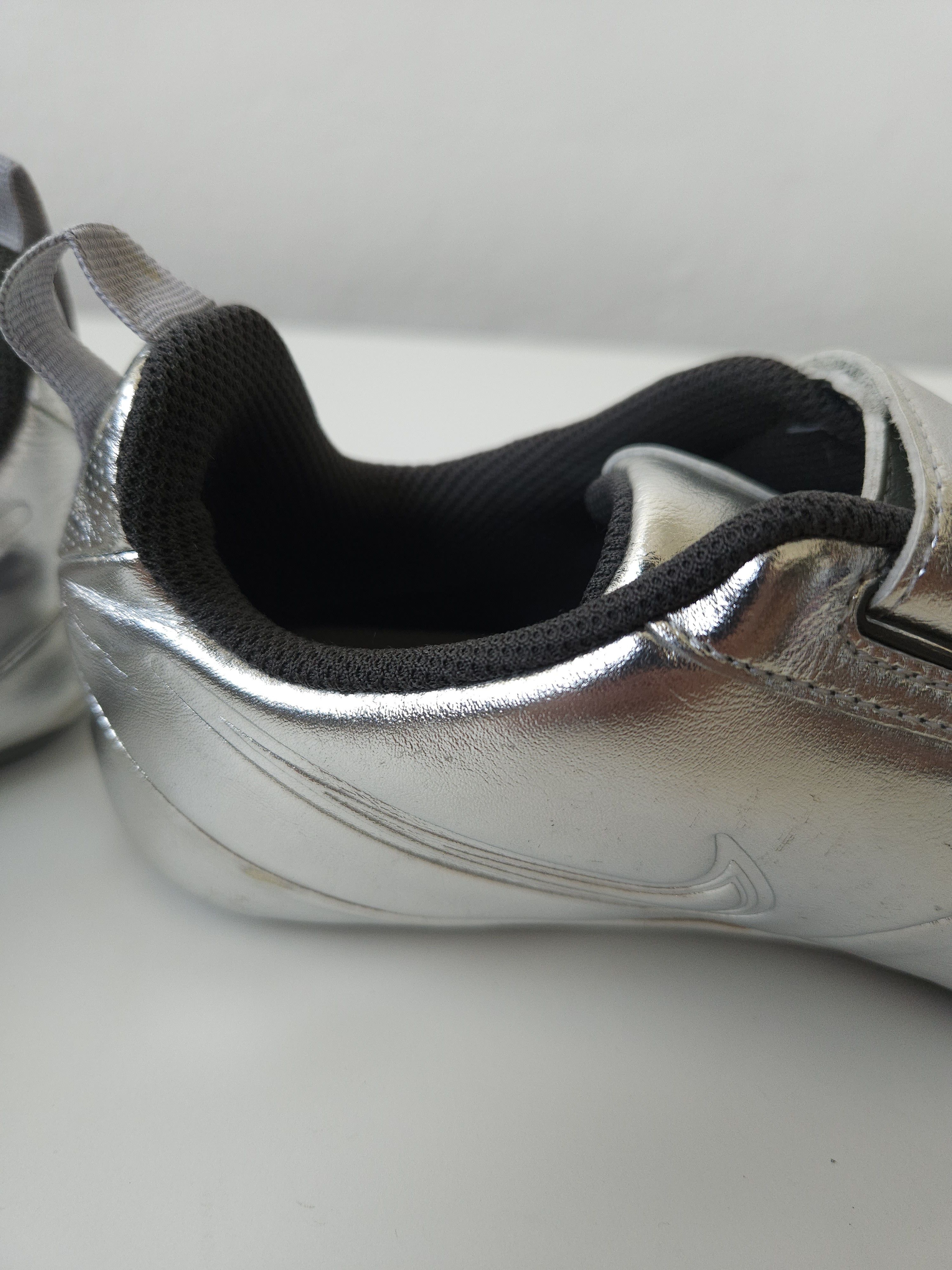 Nike Vintage y2k nike fixed speed v silver Size US 6.5 / IT 36.5 - 19 Thumbnail