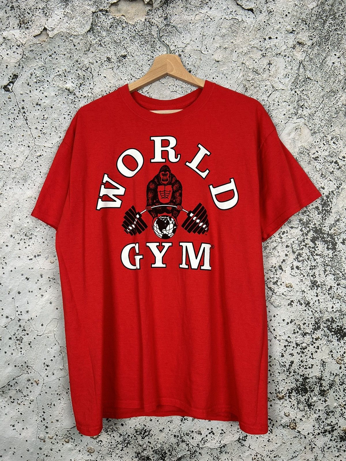 Vintage Vintage World Gym Graphic Tee Made in USA 90s Rare Hype Size US M / EU 48-50 / 2 - 1 Thumbnail