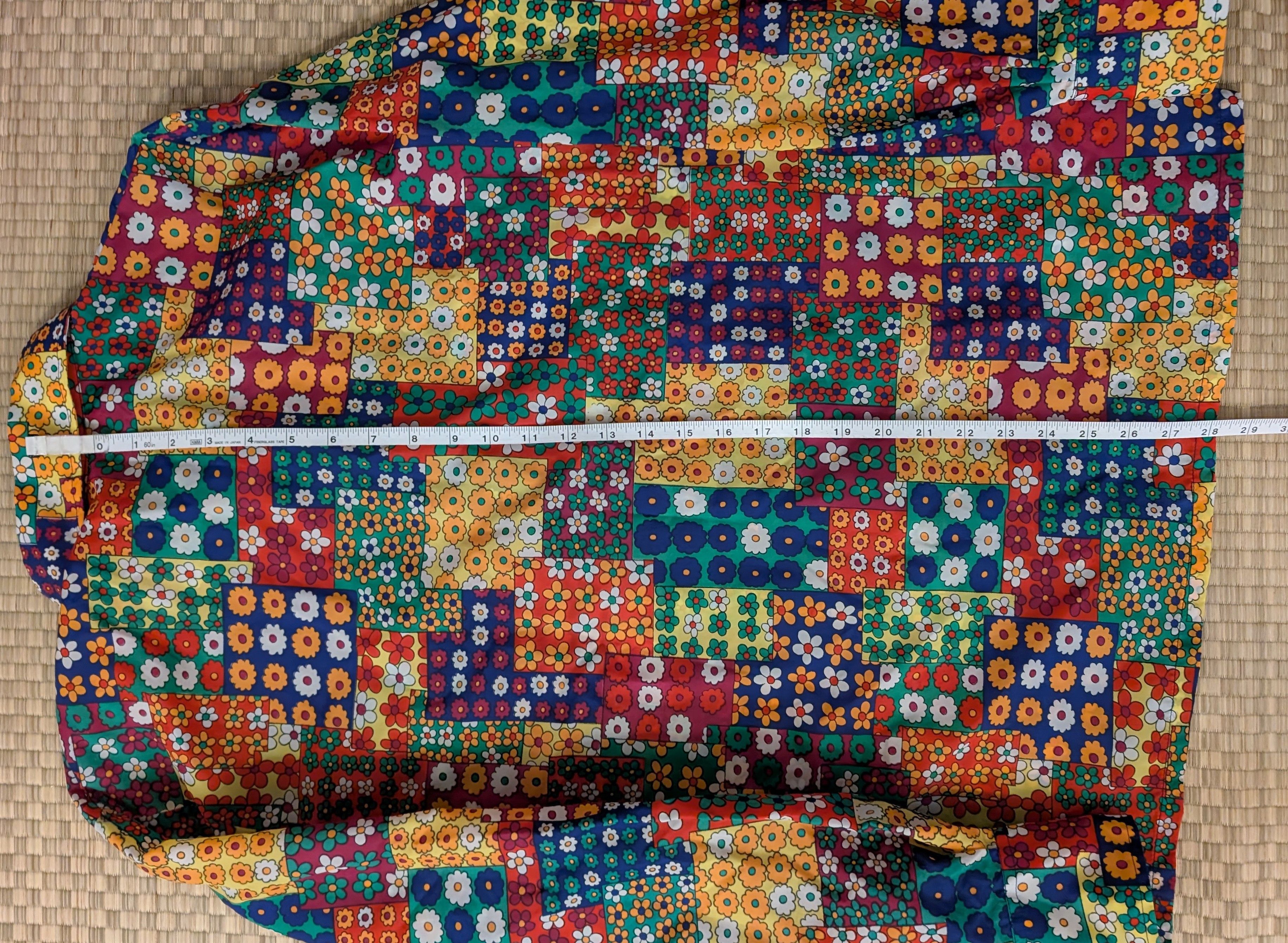 Vintage RARE Vintage Skyr Floral Patchwork Design Nylon Party Shirt Size US L / EU 52-54 / 3 - 5 Thumbnail