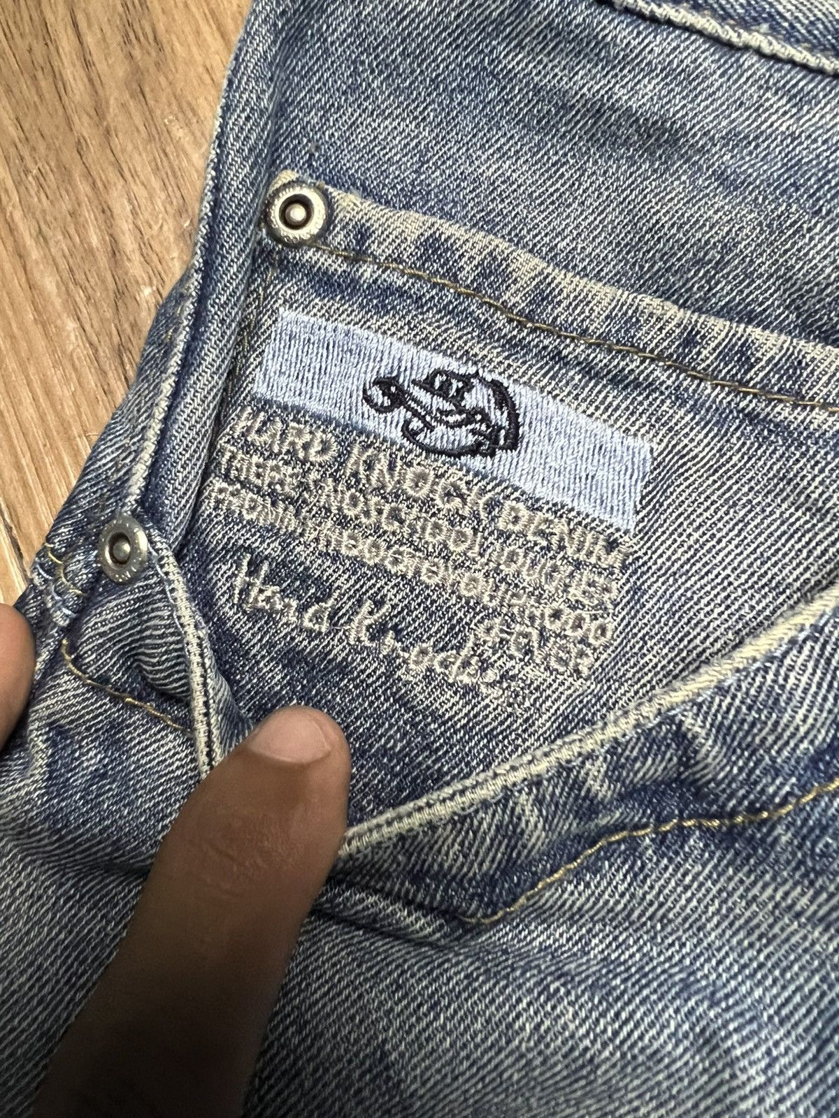 School of Hard Knocks Vintage Baggy DJ Graphic Jeans Y2K(43)