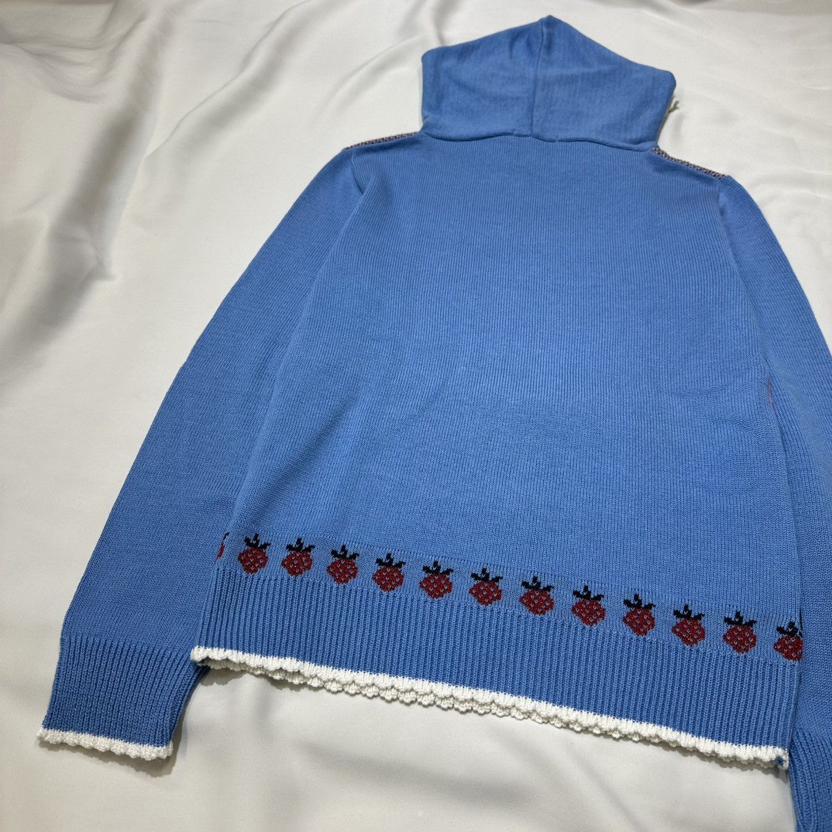 Angel Blue Early 00s Betty's Blue by Shinji Abe Strawberry Knit Hoodies Size ONE SIZE - 12 Thumbnail