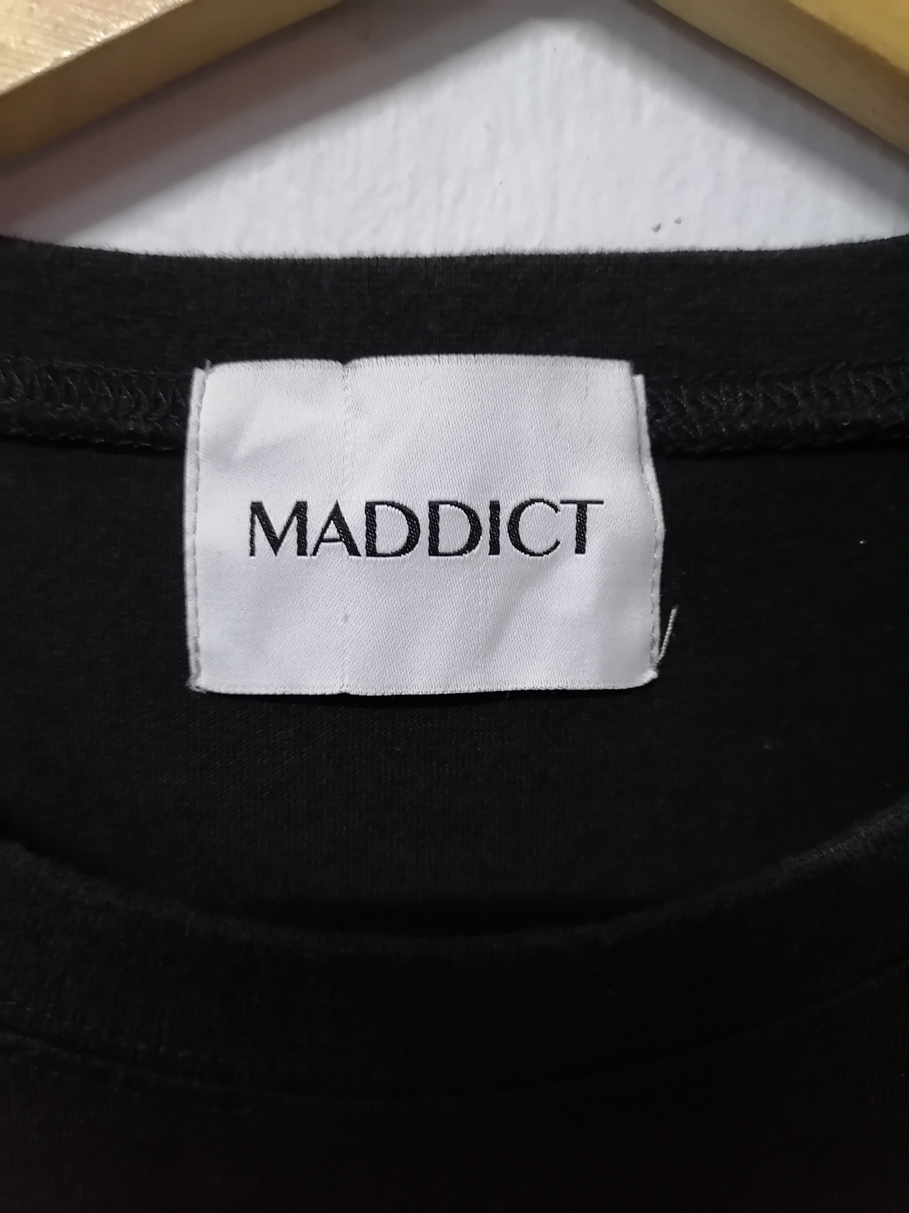 Japanese Brand × Vintage Maddict Dripping Logo Black Tee Size US M / EU 48-50 / 2 - 5 Thumbnail