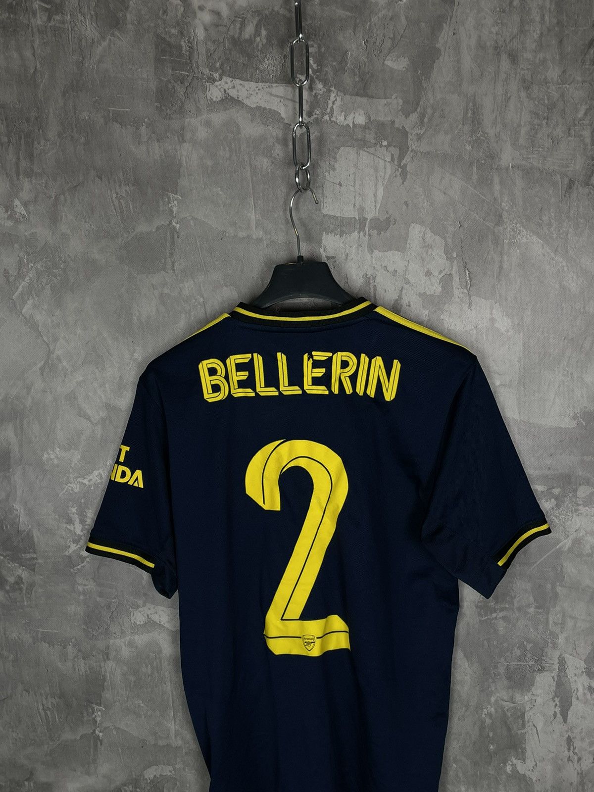 Adidas ARSENAL Adidas 2019s Football Bellerin #2 Soccer Jersey Size US XS / EU 42 / 0 - 8 Thumbnail