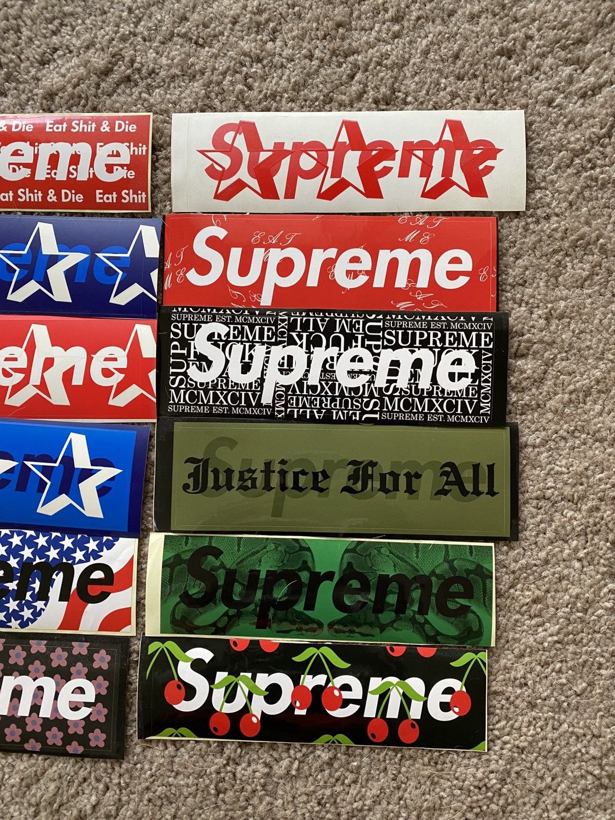 Supreme Supreme magazine sticker set of 12 eat me snake cherries Size ONE SIZE - 3 Thumbnail