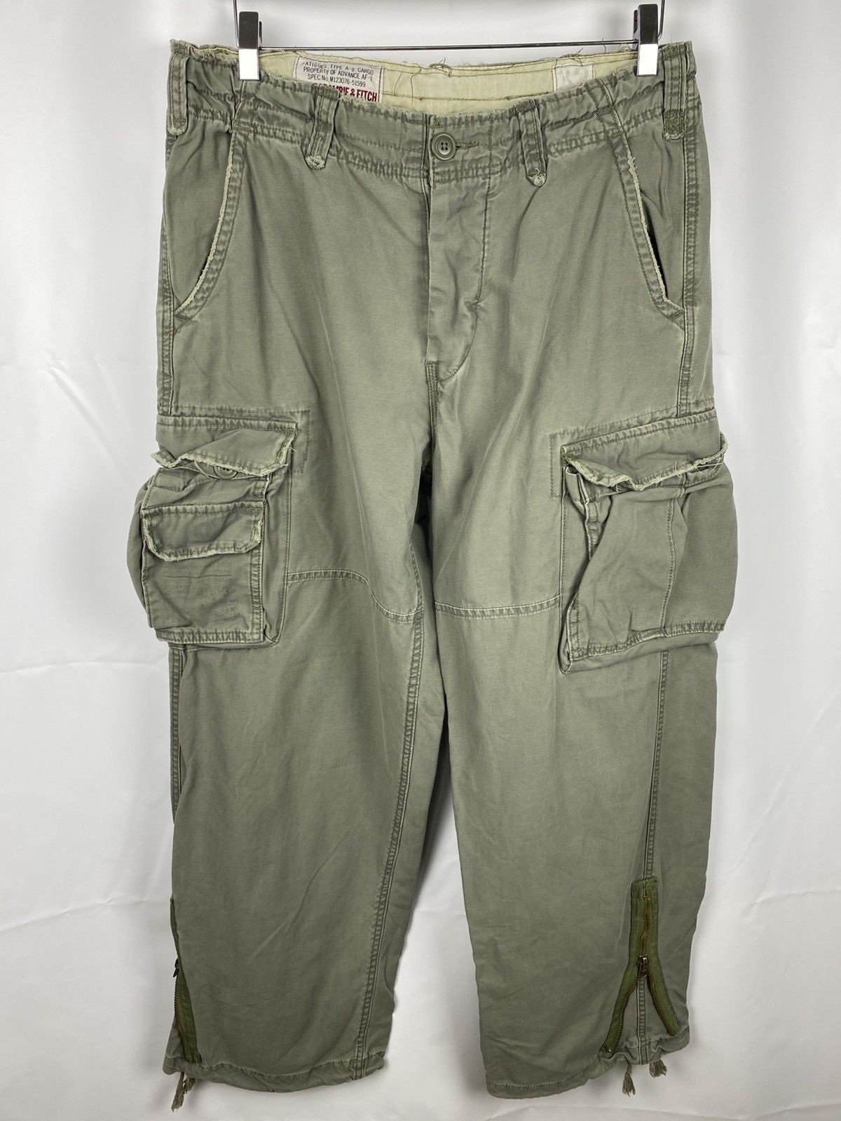 Abercrombie & Fitch Abercrombie & Fitch Paratrooper Pants Vintage Cargo size 32 Size US 32 / EU 48 - 1 Thumbnail