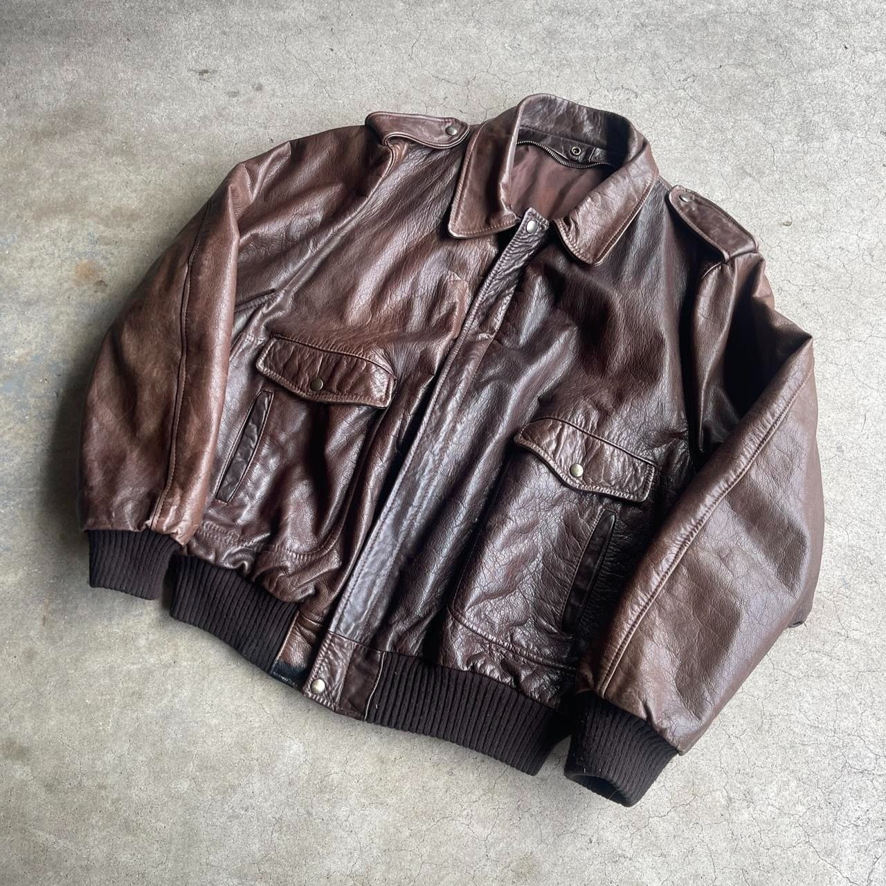 Vintage Vintage 90s Brown A-2 Military Brown Leather Jacket Size US L / EU 52-54 / 3 - 4 Thumbnail