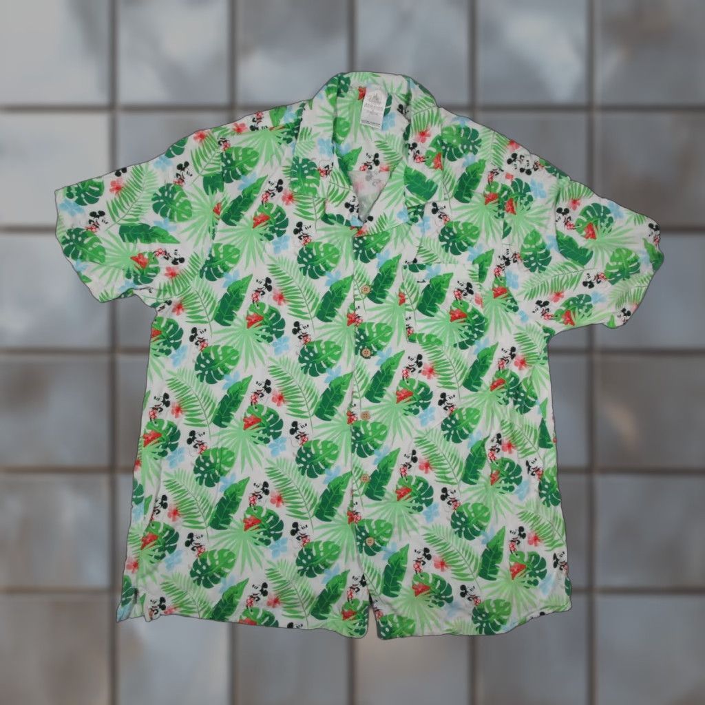 Disney Disney Mickey Mouse Shirt Men XL Green Hawaiian Graphic Print Camp Button-Up Short Sleeve Aloha Tropical Size US XL / EU 56 / 4 - 1 Thumbnail