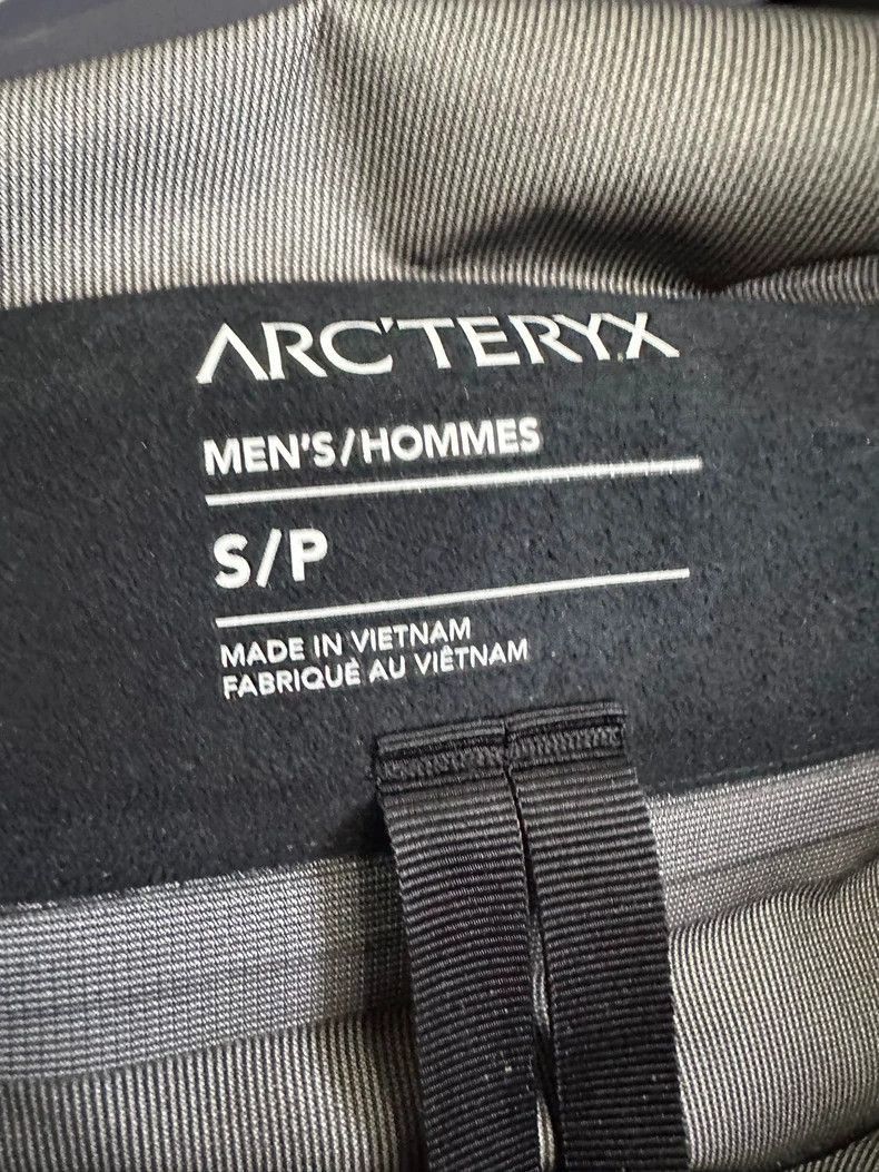 Arc'teryx Arcteryx Beta Lt Black Blue Jacket Size US S / EU 44-46 / 1 - 4 Thumbnail