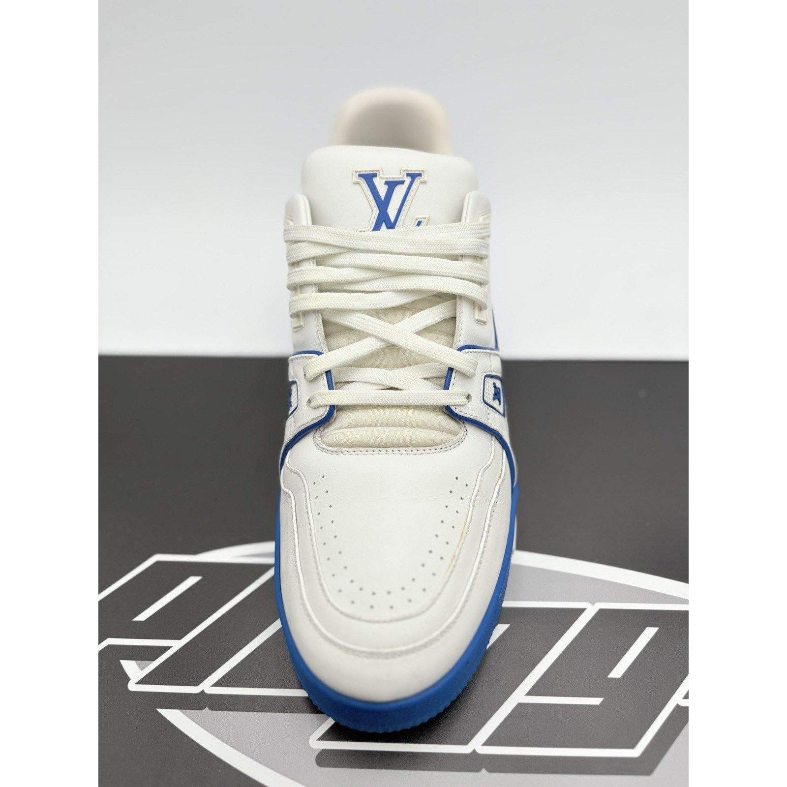 Louis Vuitton Louis Vuitton Trainer ' White Blue ' | SUPER CLEAN! Size US 11.5 / EU 44-45 - 11 Thumbnail