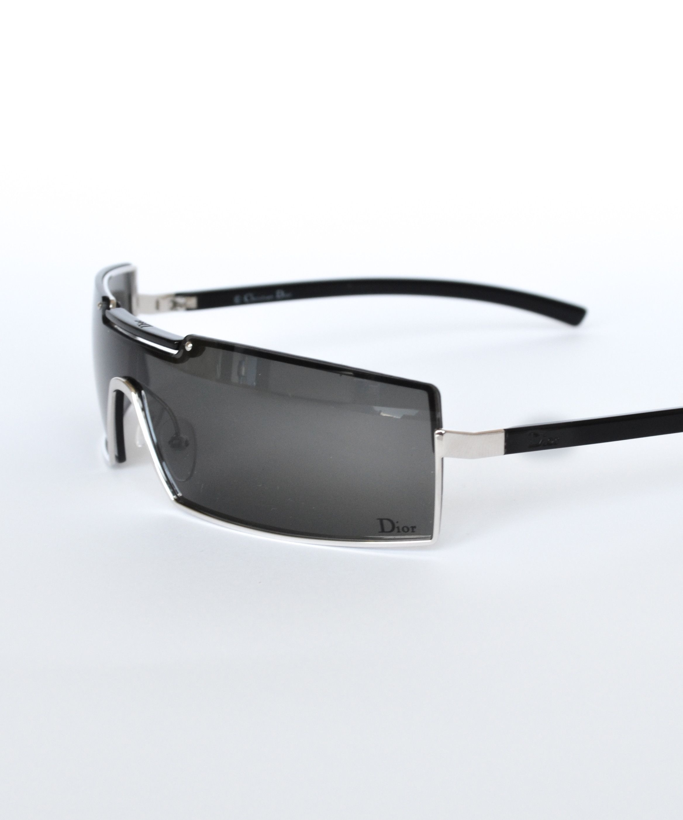 Dior DIOR Sunglasses VICTIM 2 Black Wrap y2k John GALLIANO Size ONE SIZE - 2 Thumbnail