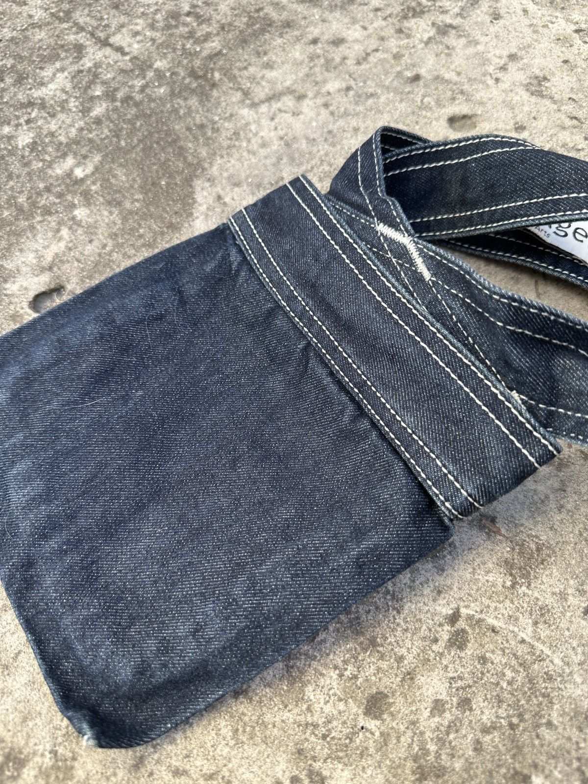 Japanese Brand Y2K Vintage Waist Bag Streetwear Casual Style Alt Hype Rare Size ONE SIZE - 3 Thumbnail