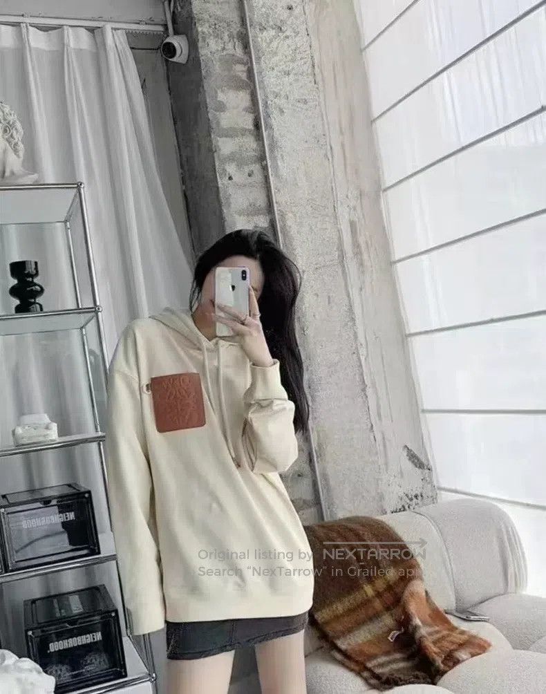Loewe Loewe Leather Patch Relaxed Hoodie in Beige Size US M / EU 48-50 / 2 - 4 Thumbnail