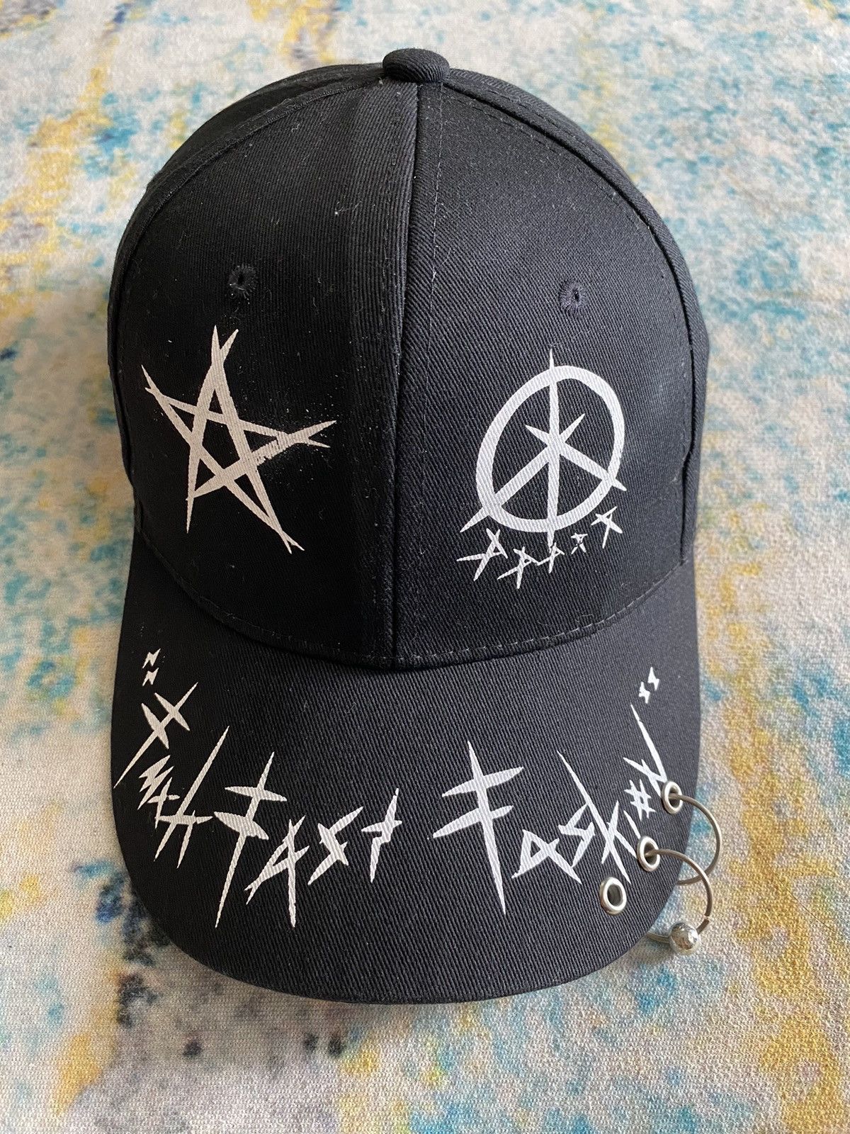 Japanese Brand Utility grunge gothic logo cap Size ONE SIZE - 1 Thumbnail