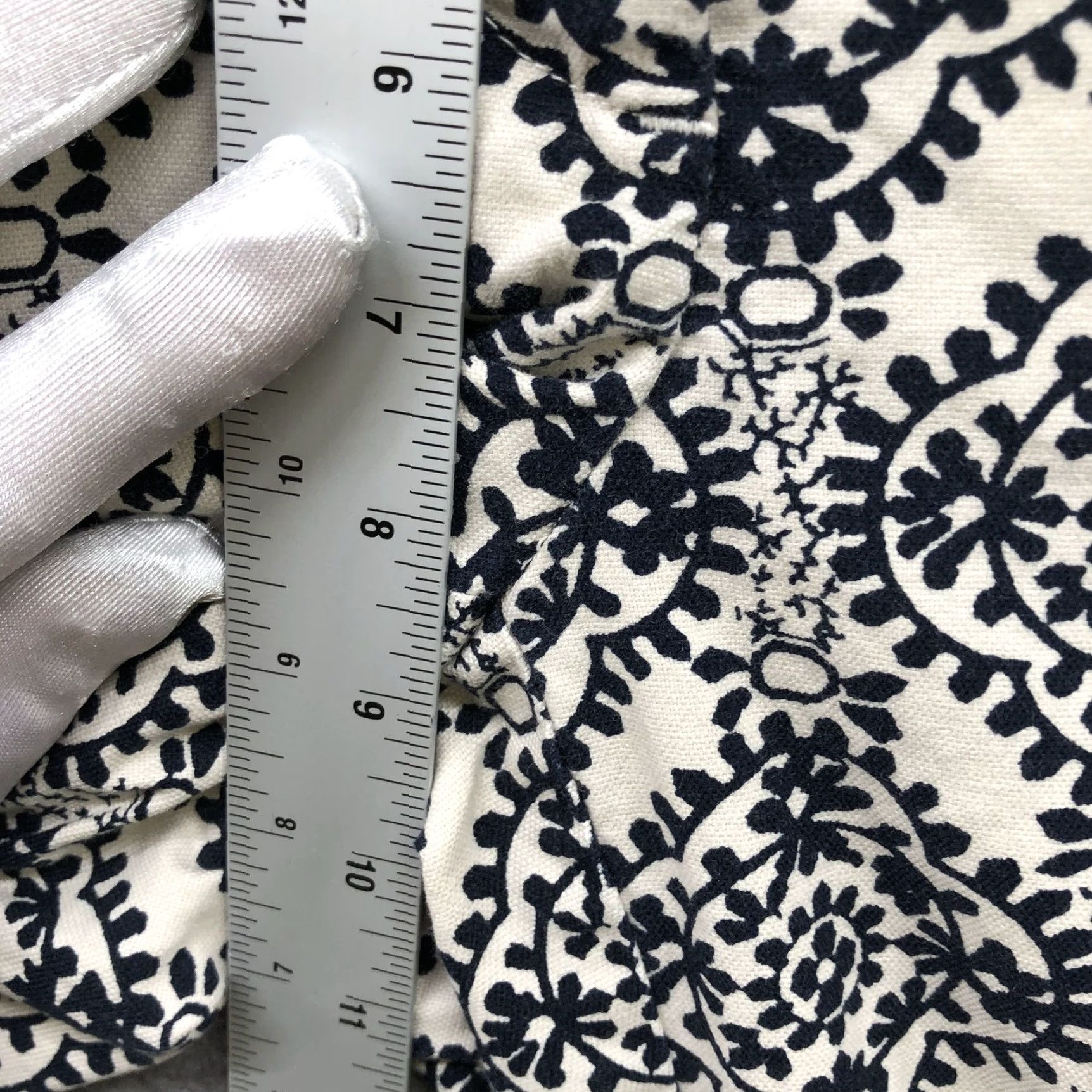 Loft Loft Pants Womens 6P Ivory Navy Blue Floral Print Cropped Size 28" / US 6 / IT 42 - 6 Thumbnail