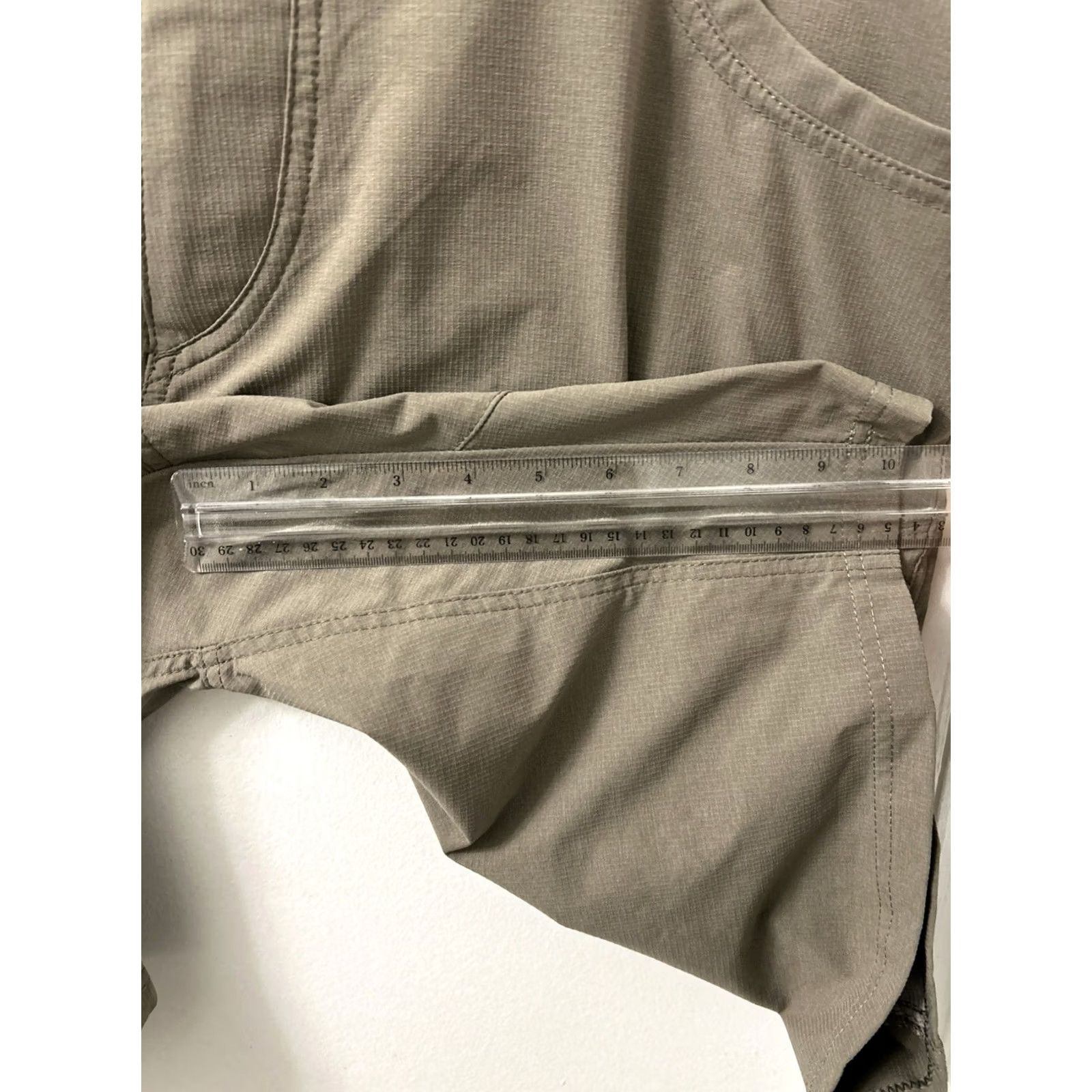 Vintage VINTAGE KUHL Silencr Kargo Shorts Mens Sz 40 Tan Khaki Ripstop Hiking Outdoor 10" 5230 Size US 40 / EU 56 - 7 Thumbnail