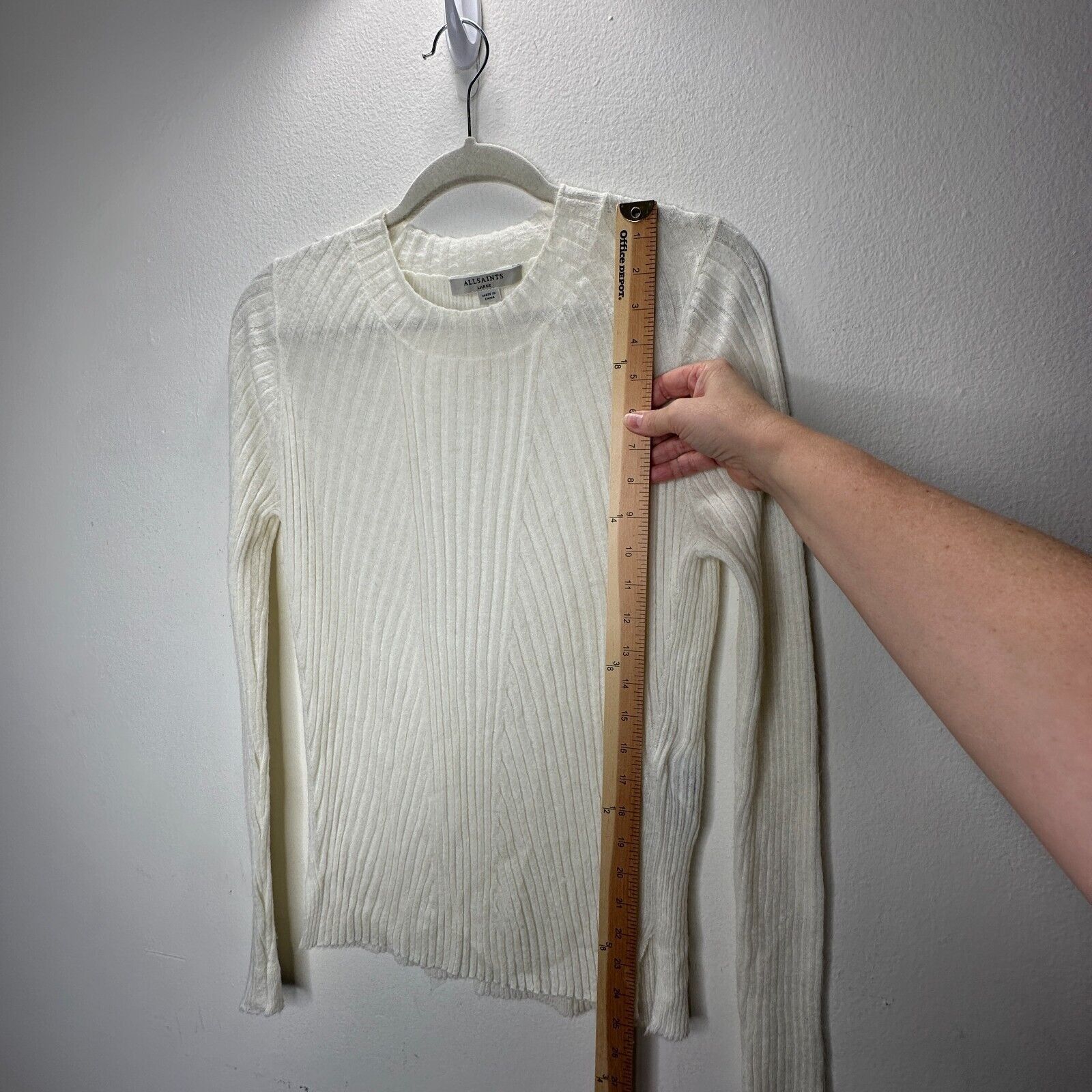 Allsaints Allsaints Cream Ribbed Long Sleeve Round Neck Thin Sweater L Size L / US 10 / IT 46 - 7 Thumbnail