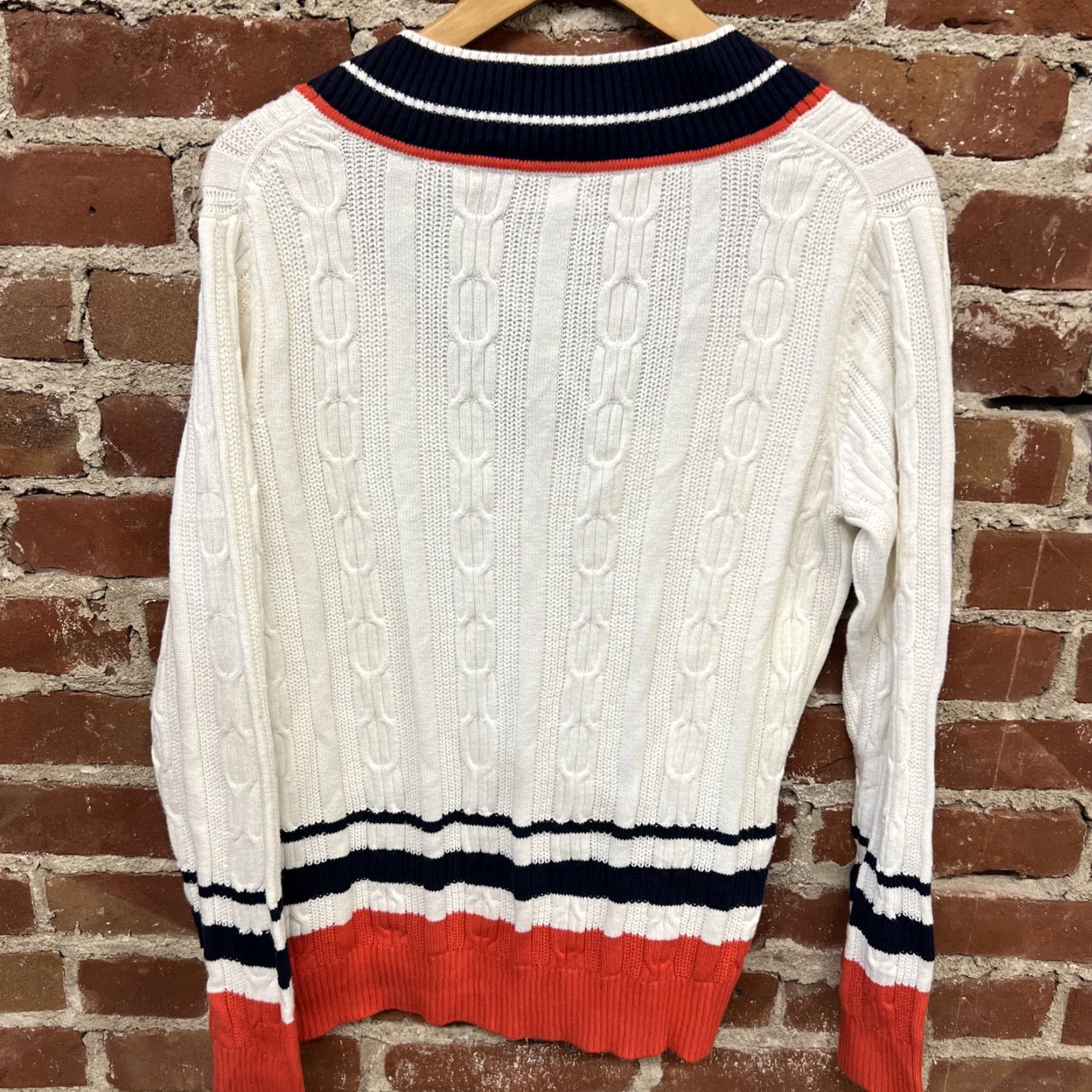 Tommy Hilfiger VINTAGE Tommy Hilfiger Cable Knit V-Neck Tennis Sweater Womens XL Blue Pullover Knit Shirt Unknown Size XL / US 12-14 / IT 48-50 - 3 Thumbnail
