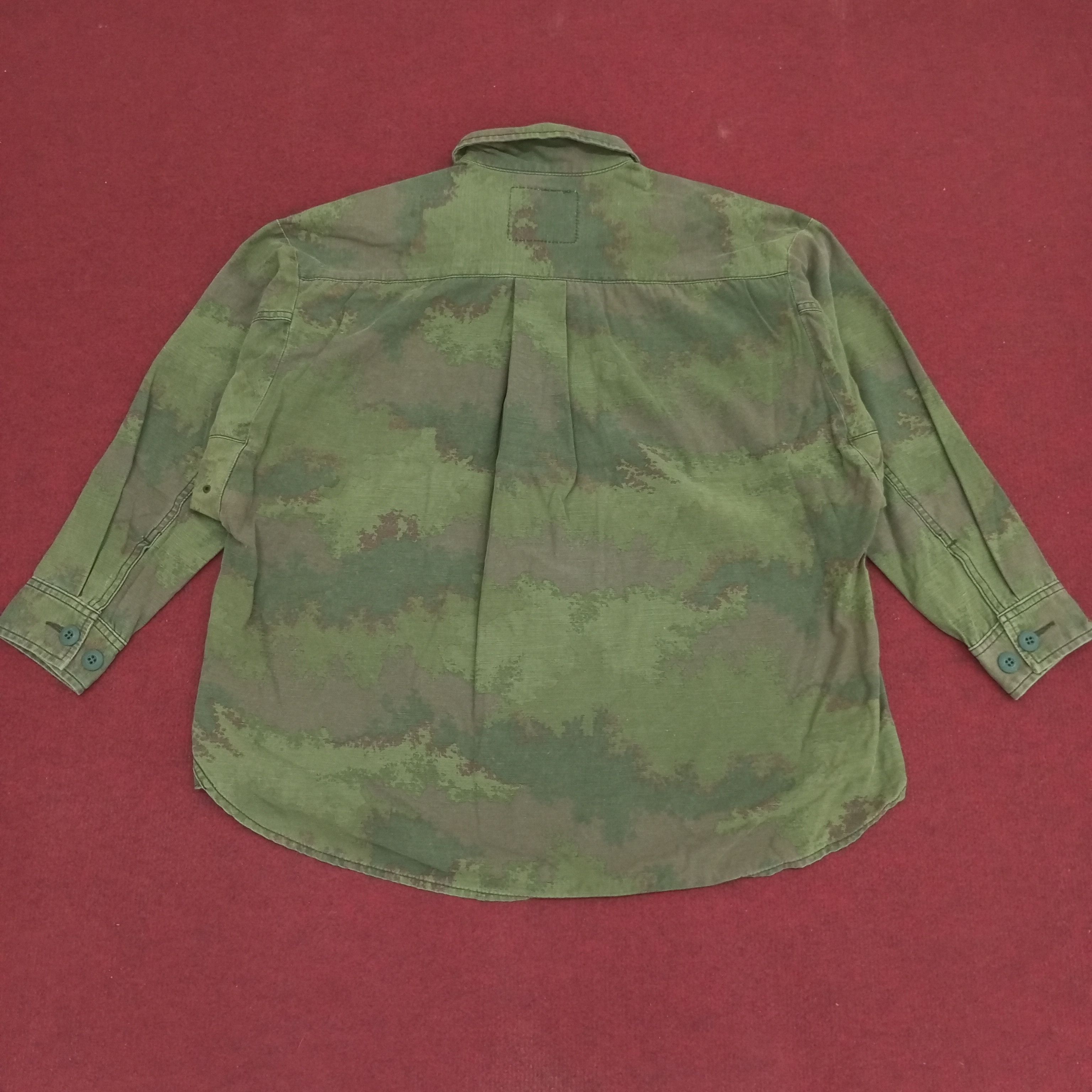 Japanese Brand × Vintage RNA Inc Japanese Brand Style Camo Double Pocket Shirt Size US XL / EU 56 / 4 - 3 Thumbnail