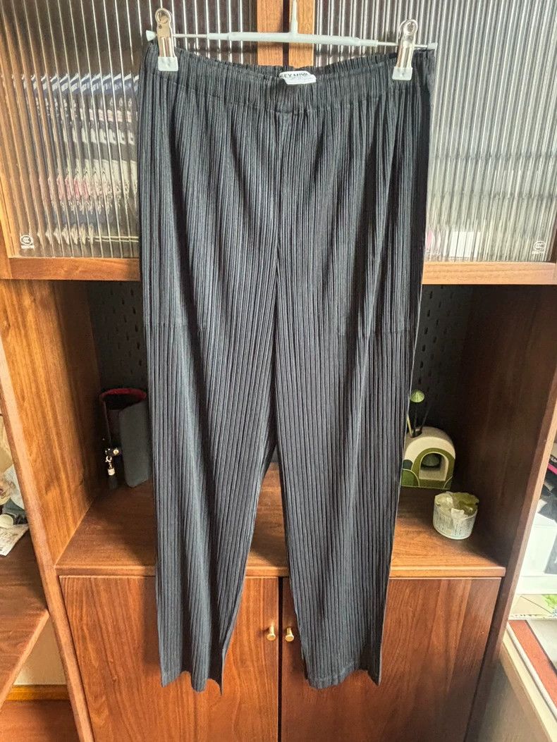 Issey Miyake Issey Miyake size:2 Classic black women's trousers for the Size 22" - 9 Thumbnail