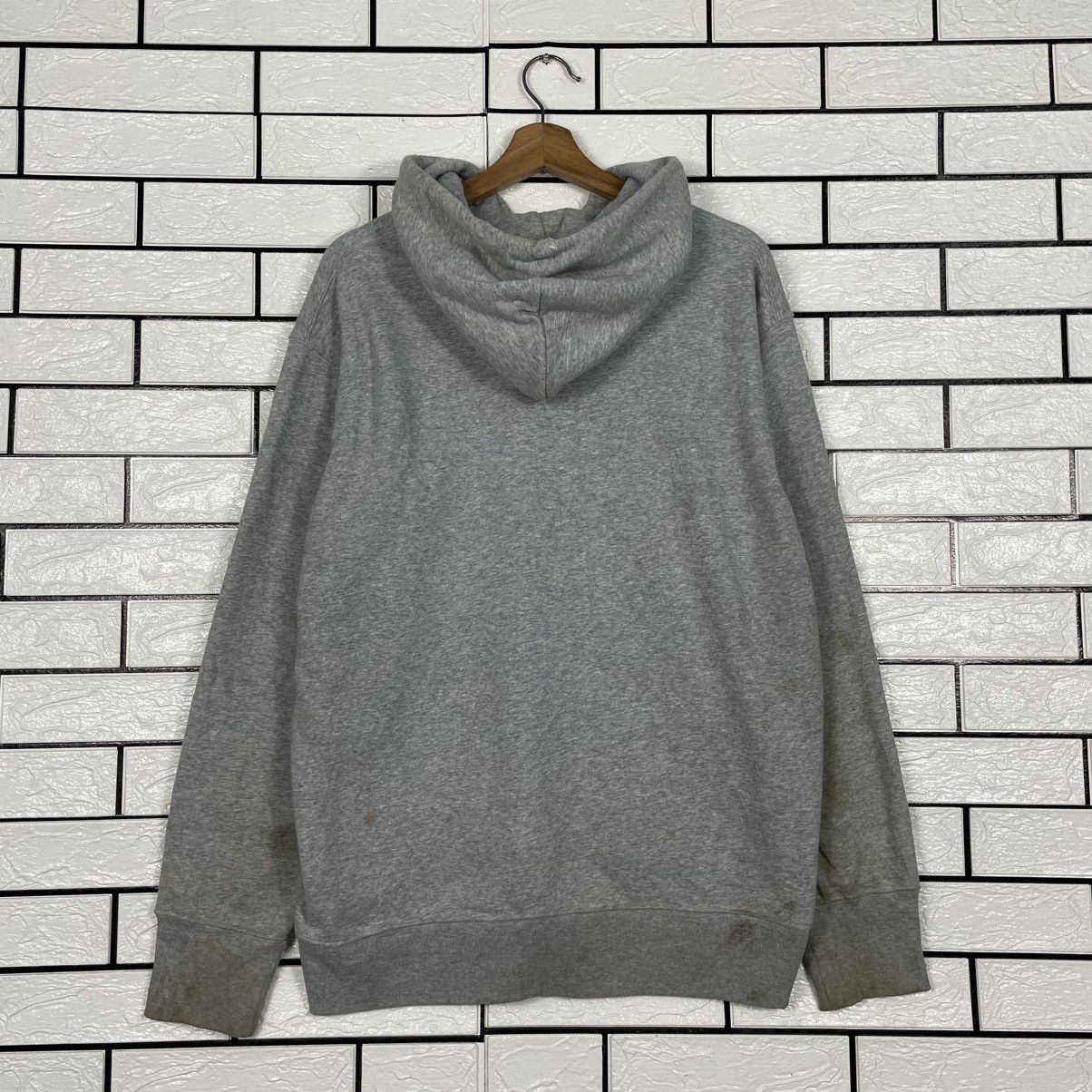 Uniqlo Uniqlo Fortnite Big Logo Hoodie Size US L / EU 52-54 / 3 - 7 Thumbnail