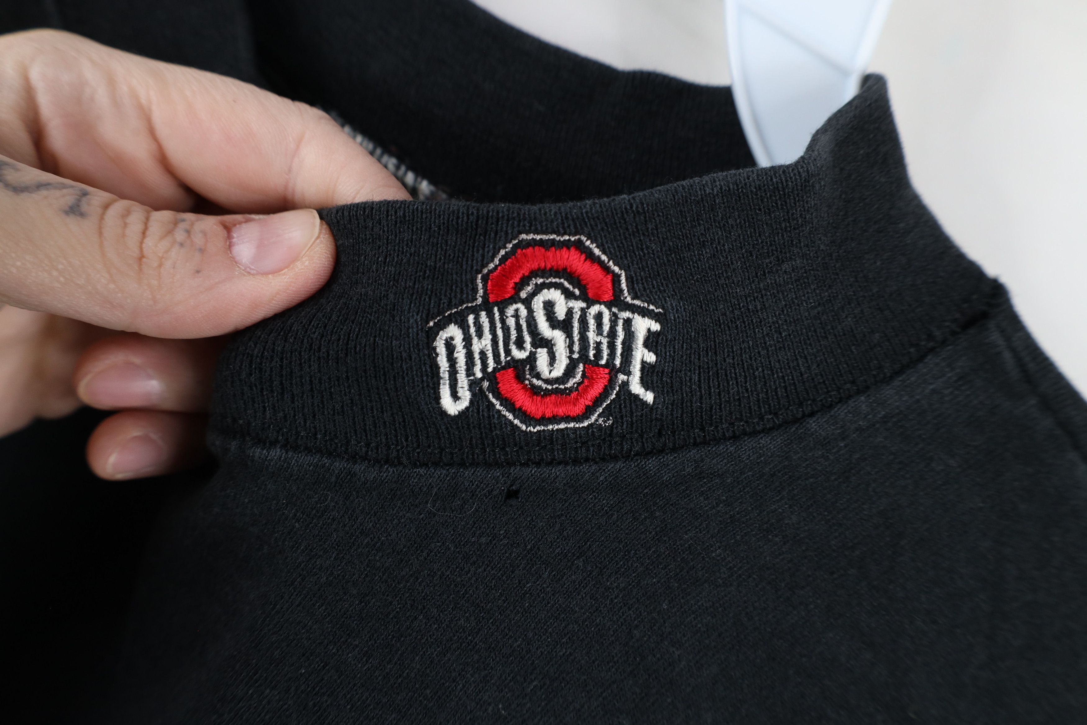 Vintage Vintage 90s Ohio State University Mock Neck T-Shirt USA Size US XL / EU 56 / 4 - 4 Thumbnail